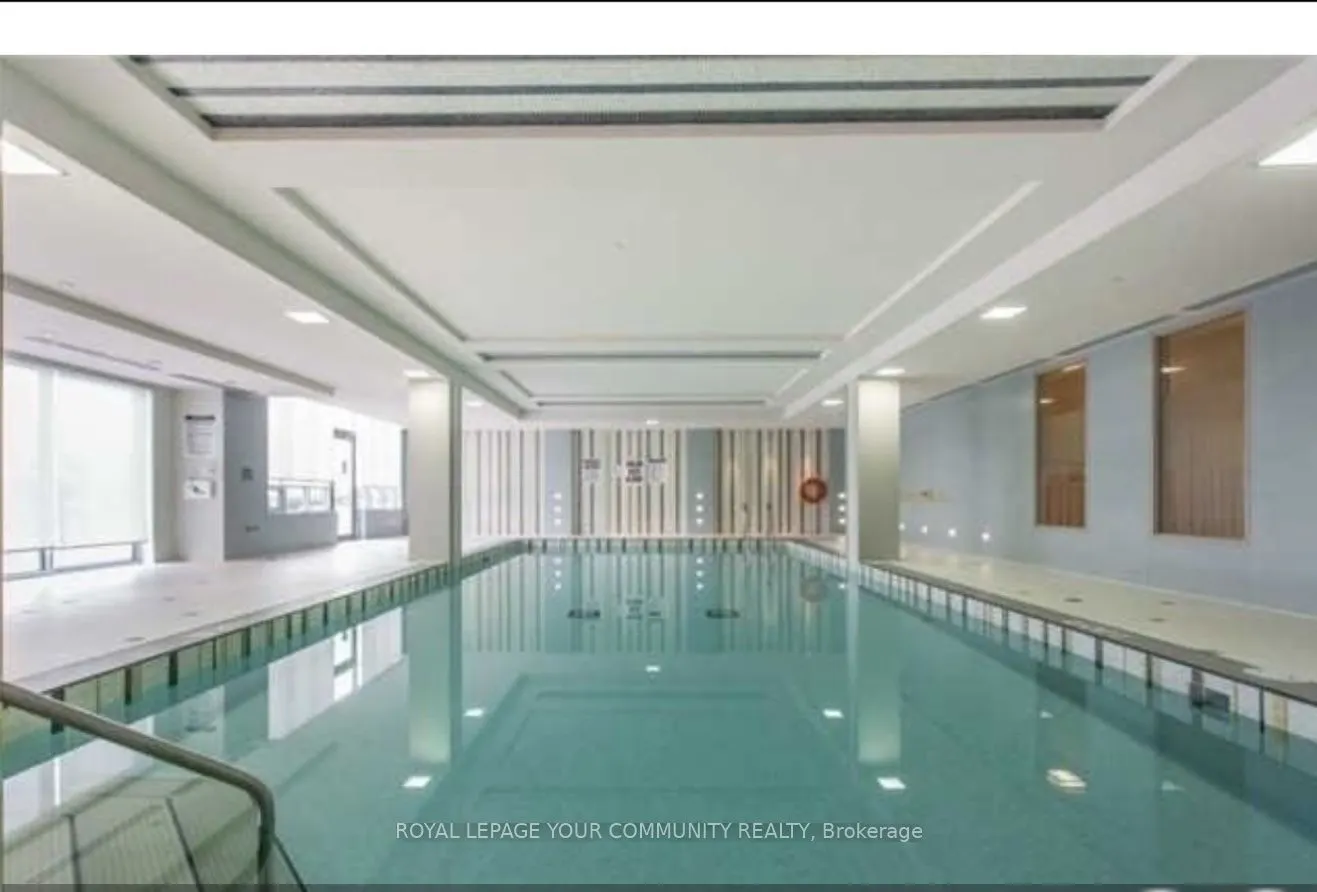 7171 Yonge Street, #1606
