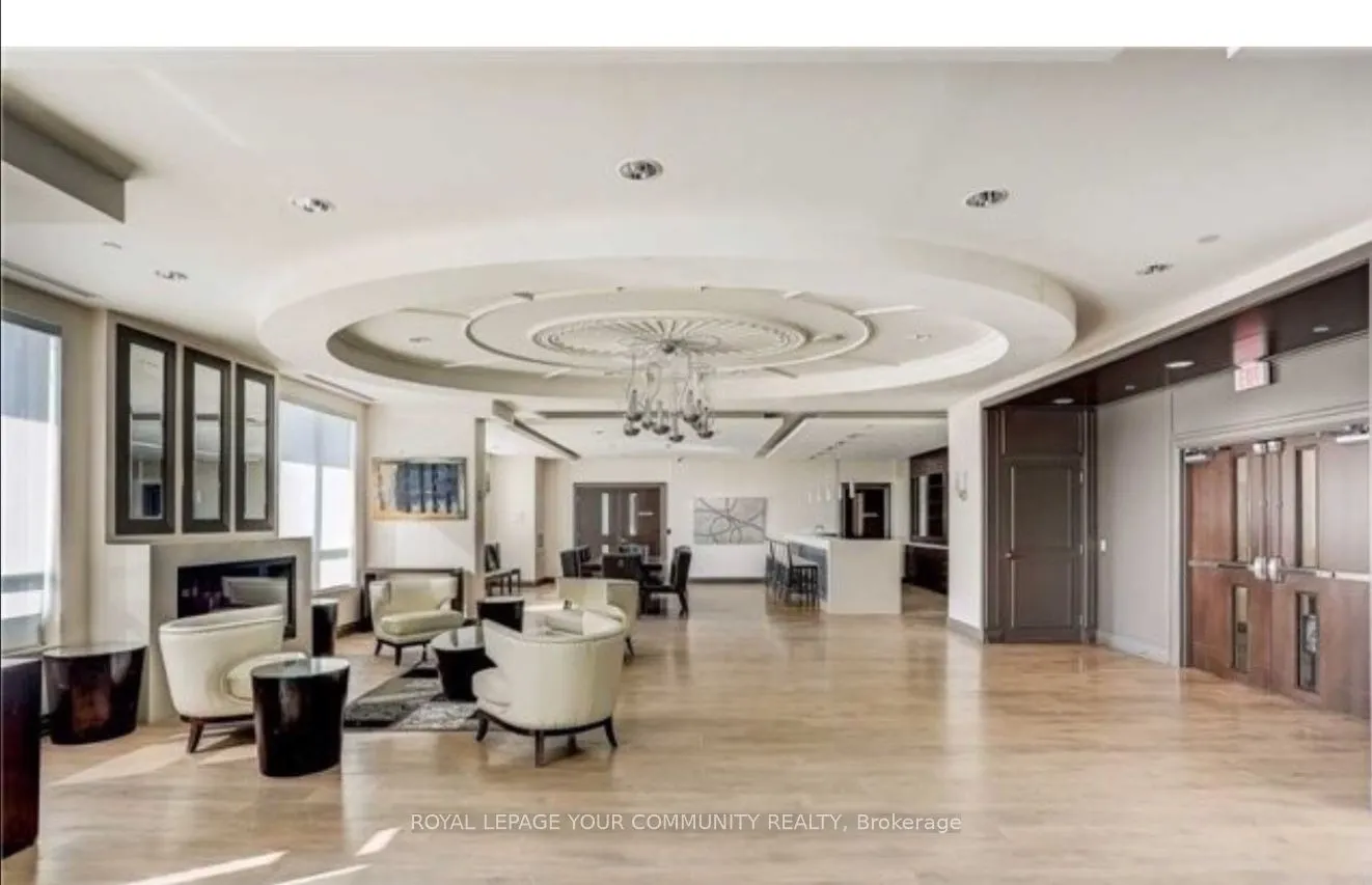 7171 Yonge Street, #1606