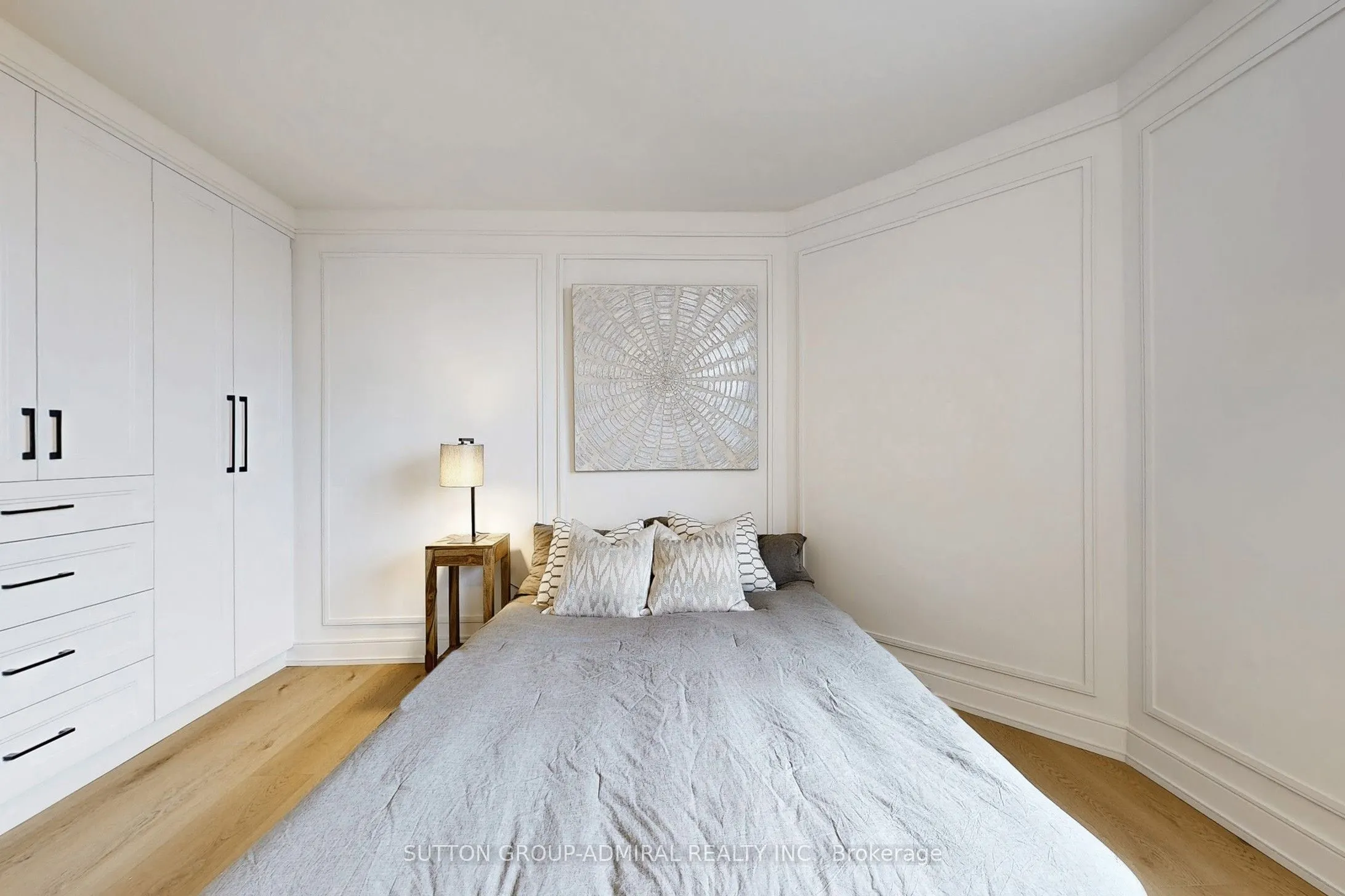 7601 Bathurst Street, #901