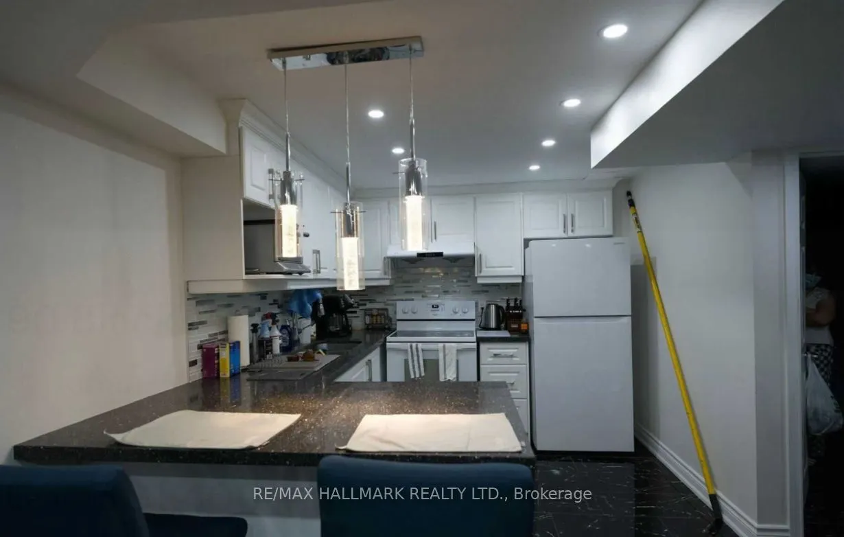 90 Black Maple Crescent