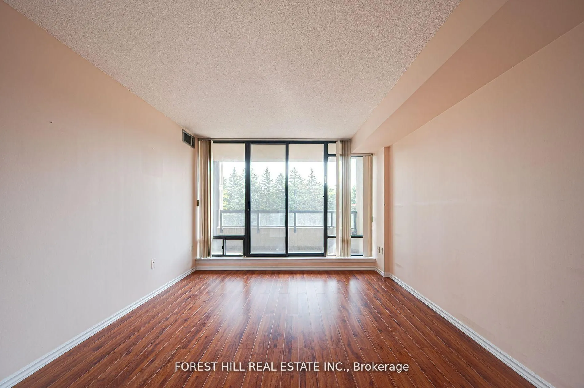 7440 Bathurst Street, #308