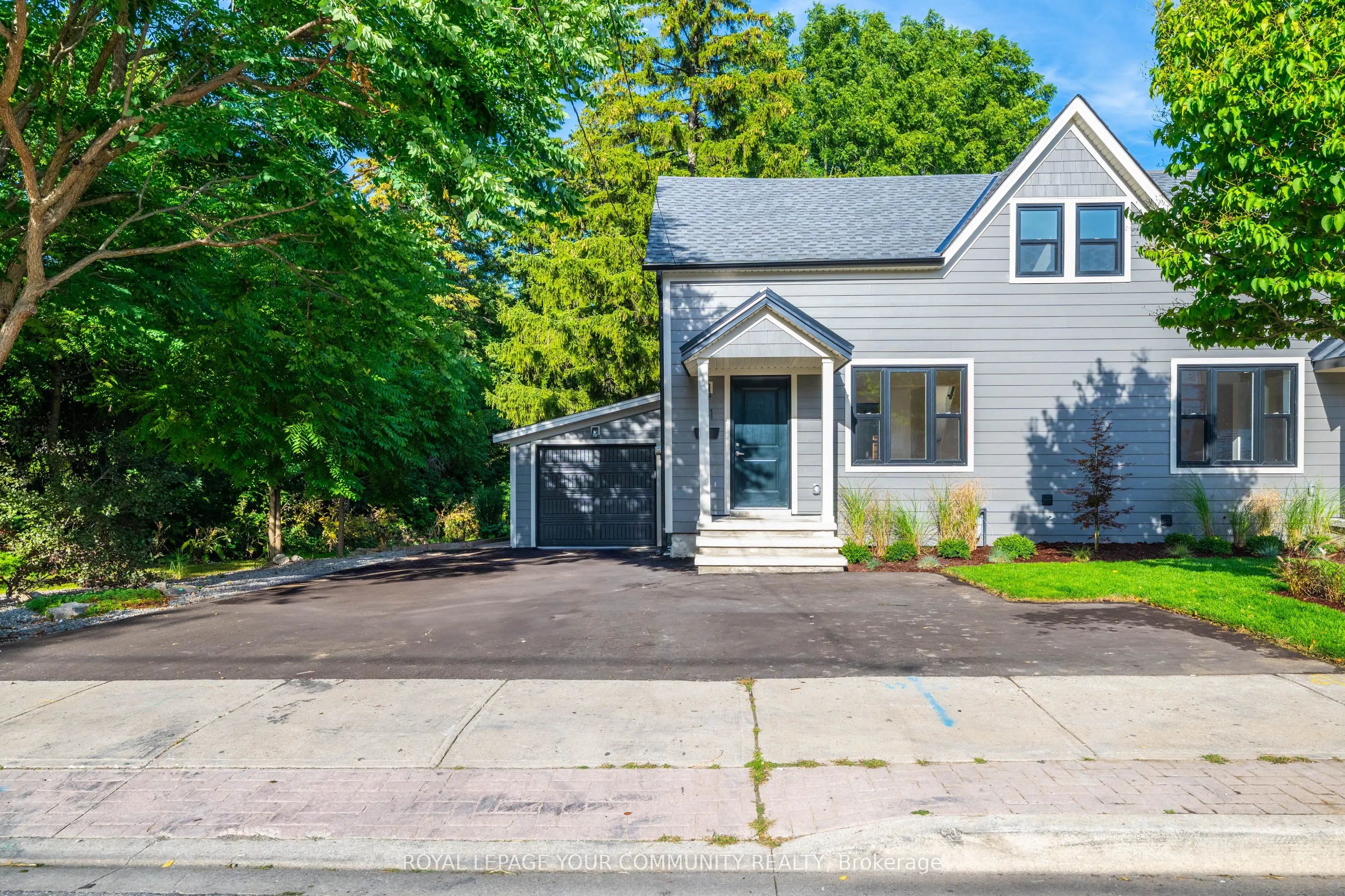 141 Clarence Street