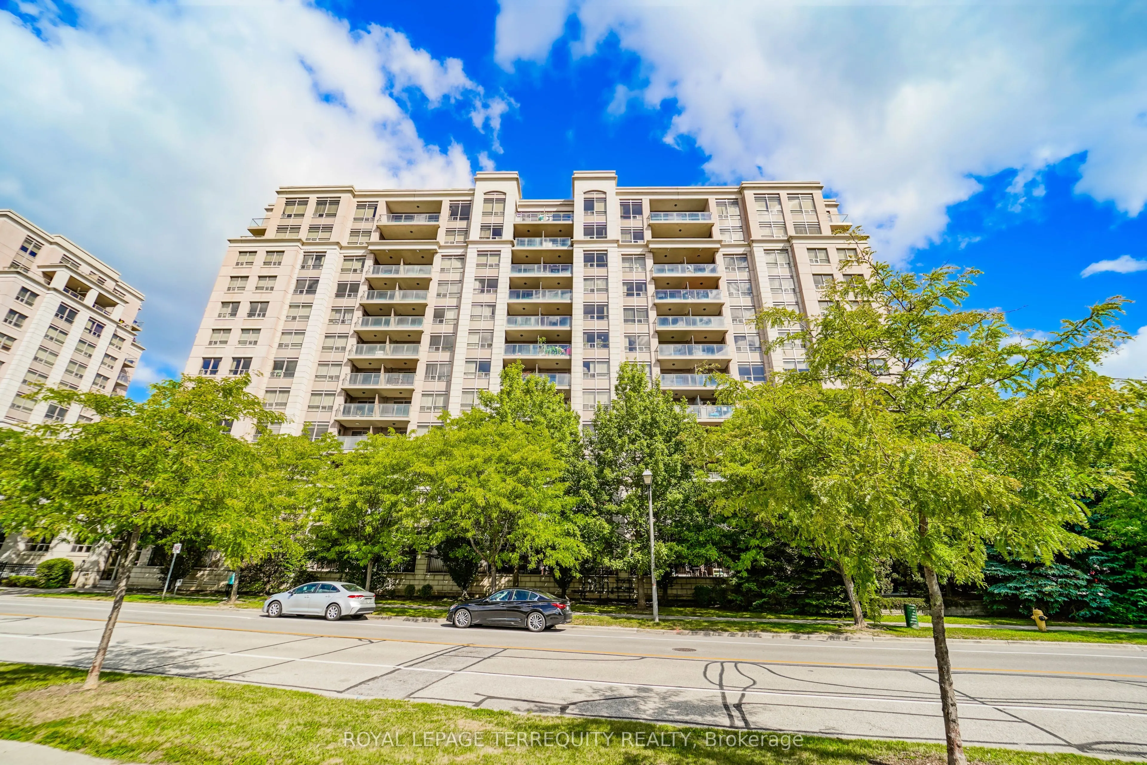 39 Galleria Parkway, #1011