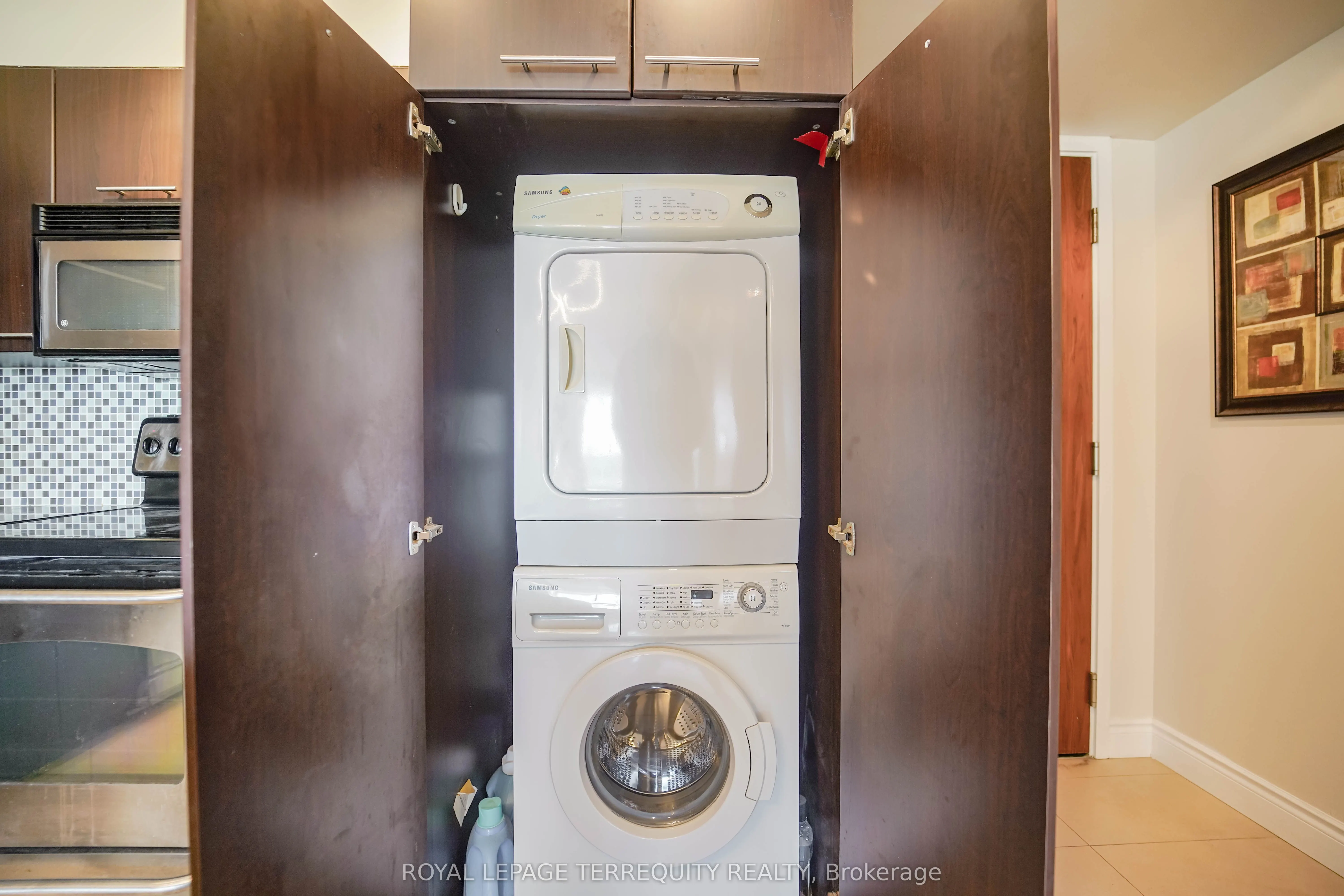 39 Galleria Parkway, #1011