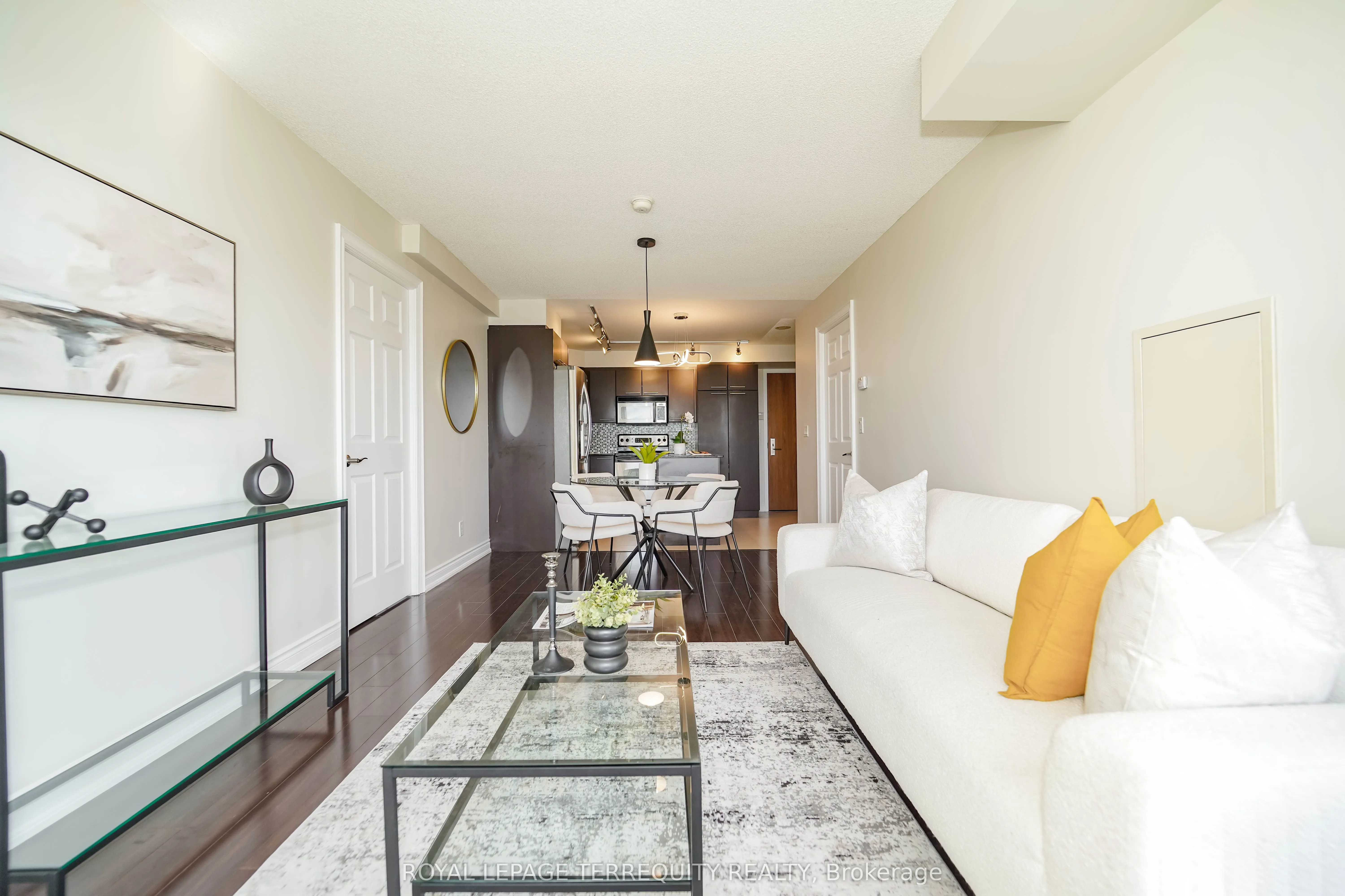 39 Galleria Parkway, #1011