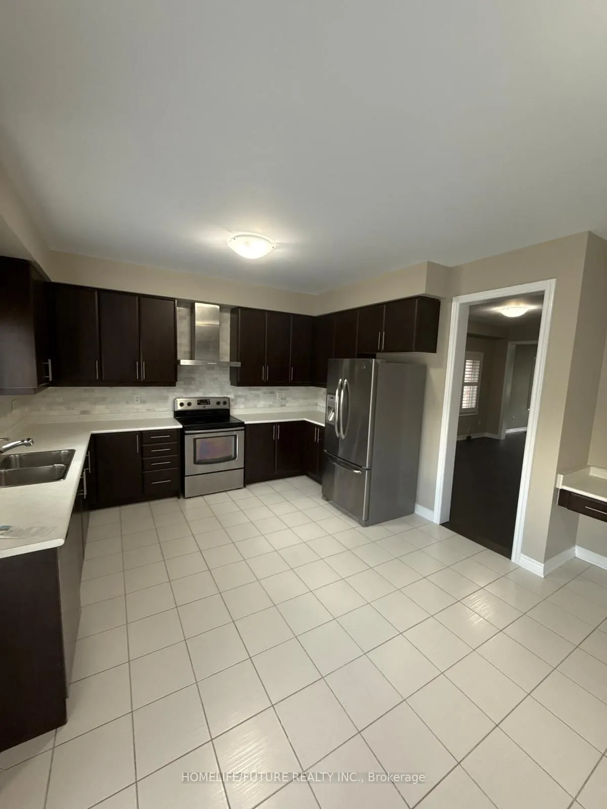 1399 Lormel Gate