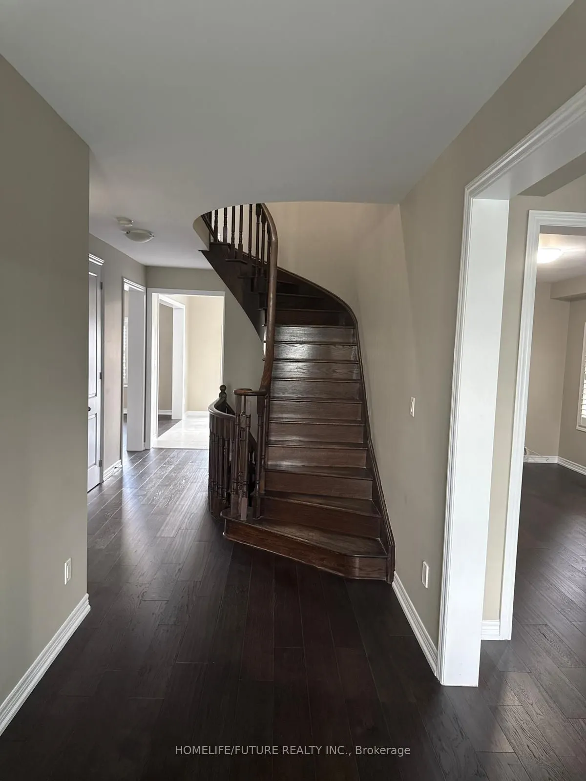 1399 Lormel Gate