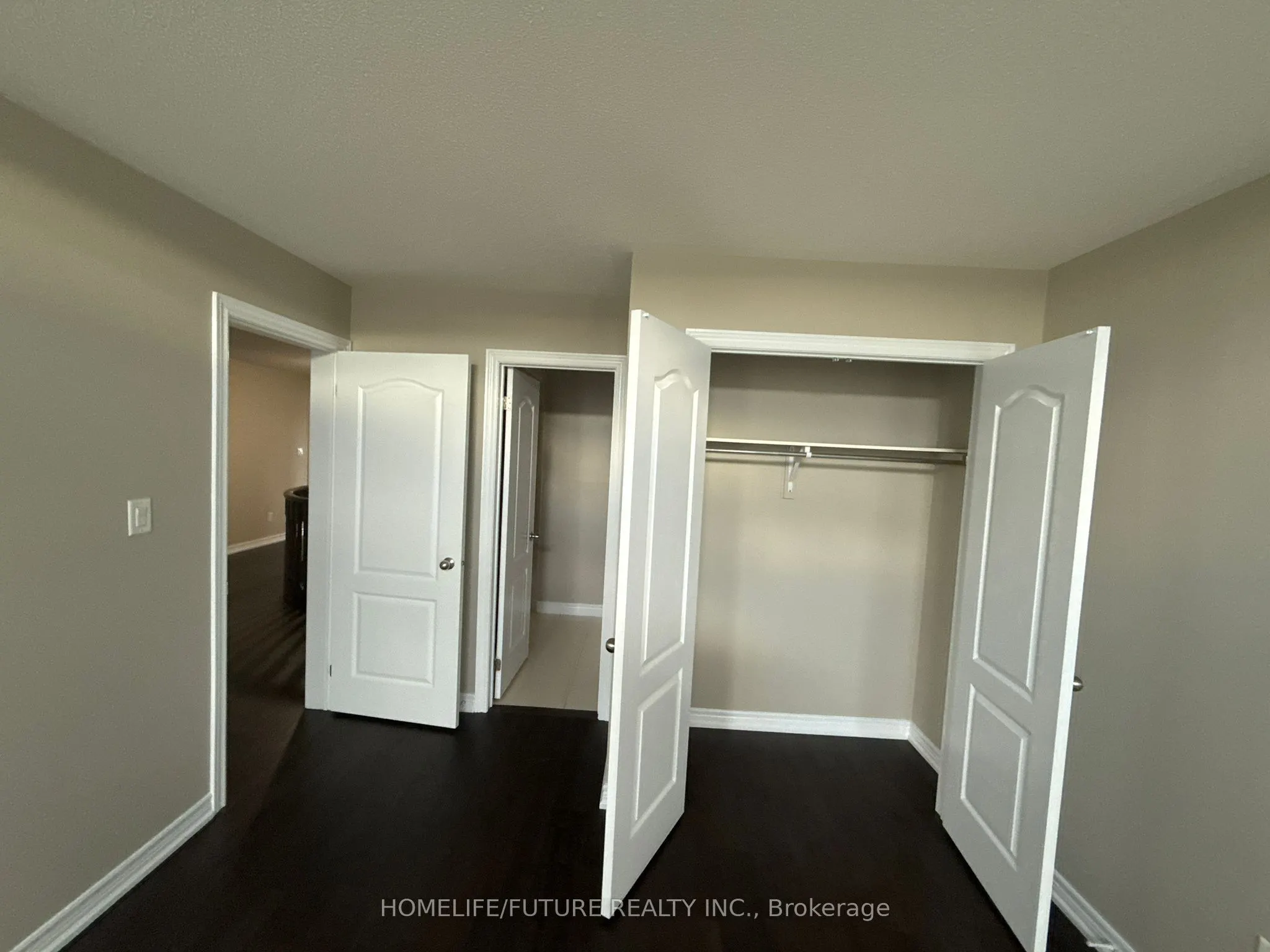 1399 Lormel Gate