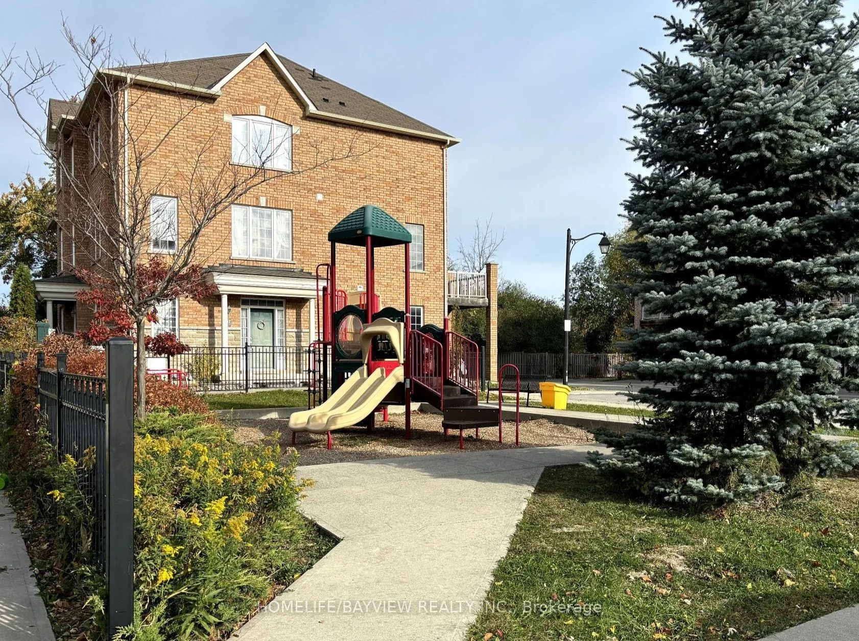 151 Silverwood Avenue, #38