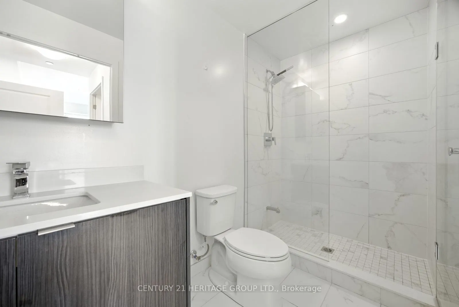 100 Eagle Rock Way N, #605