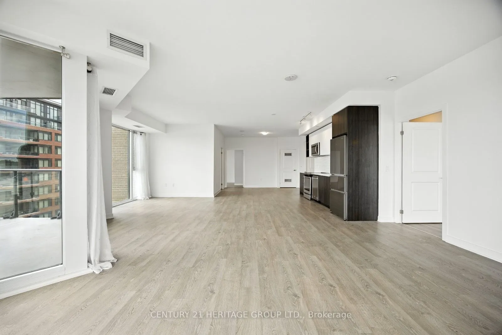 100 Eagle Rock Way N, #605