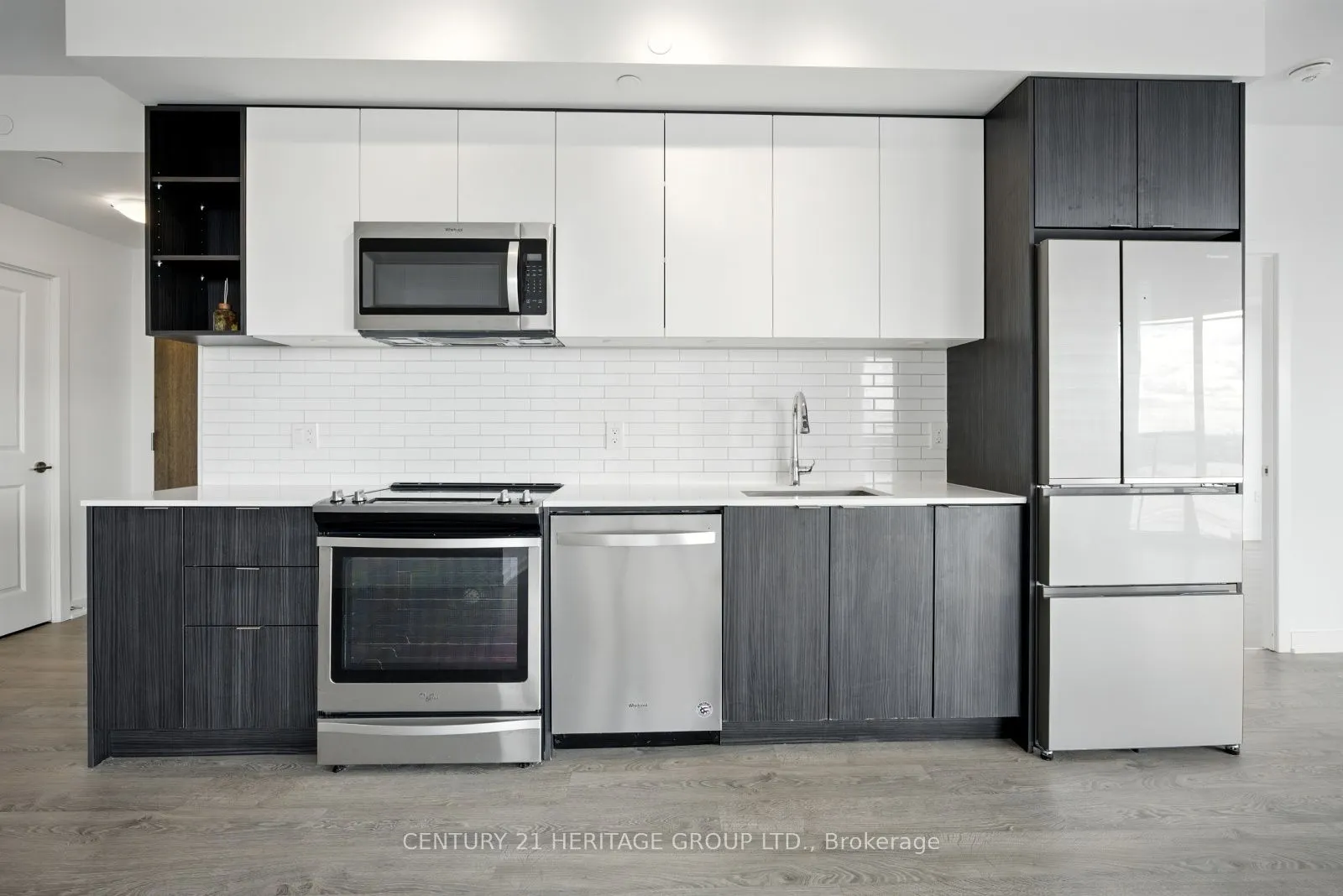 100 Eagle Rock Way N, #605