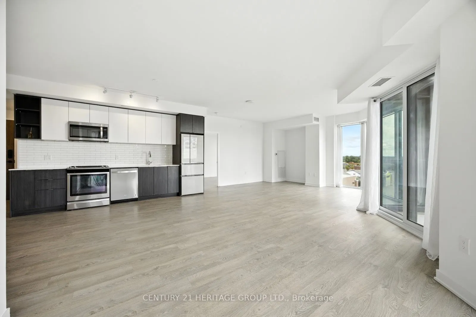 100 Eagle Rock Way N, #605