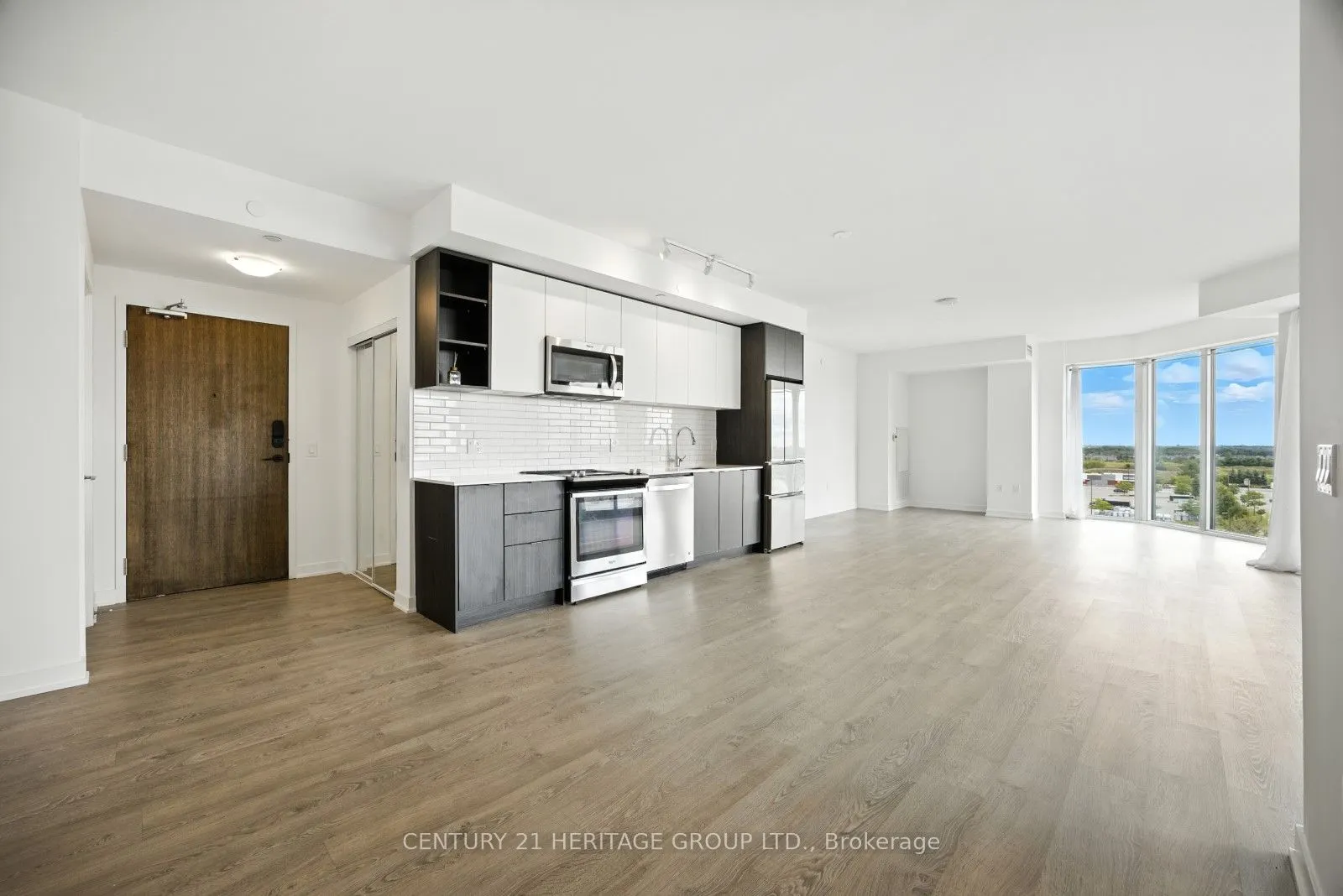 100 Eagle Rock Way N, #605