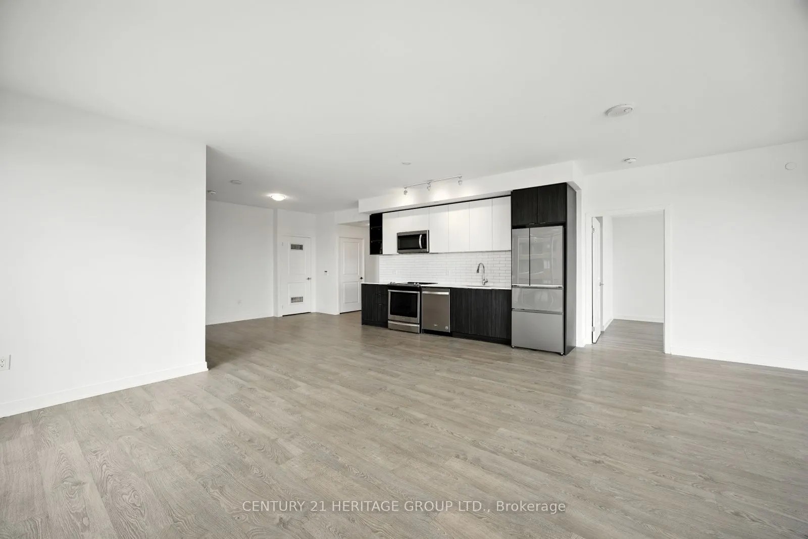 100 Eagle Rock Way N, #605