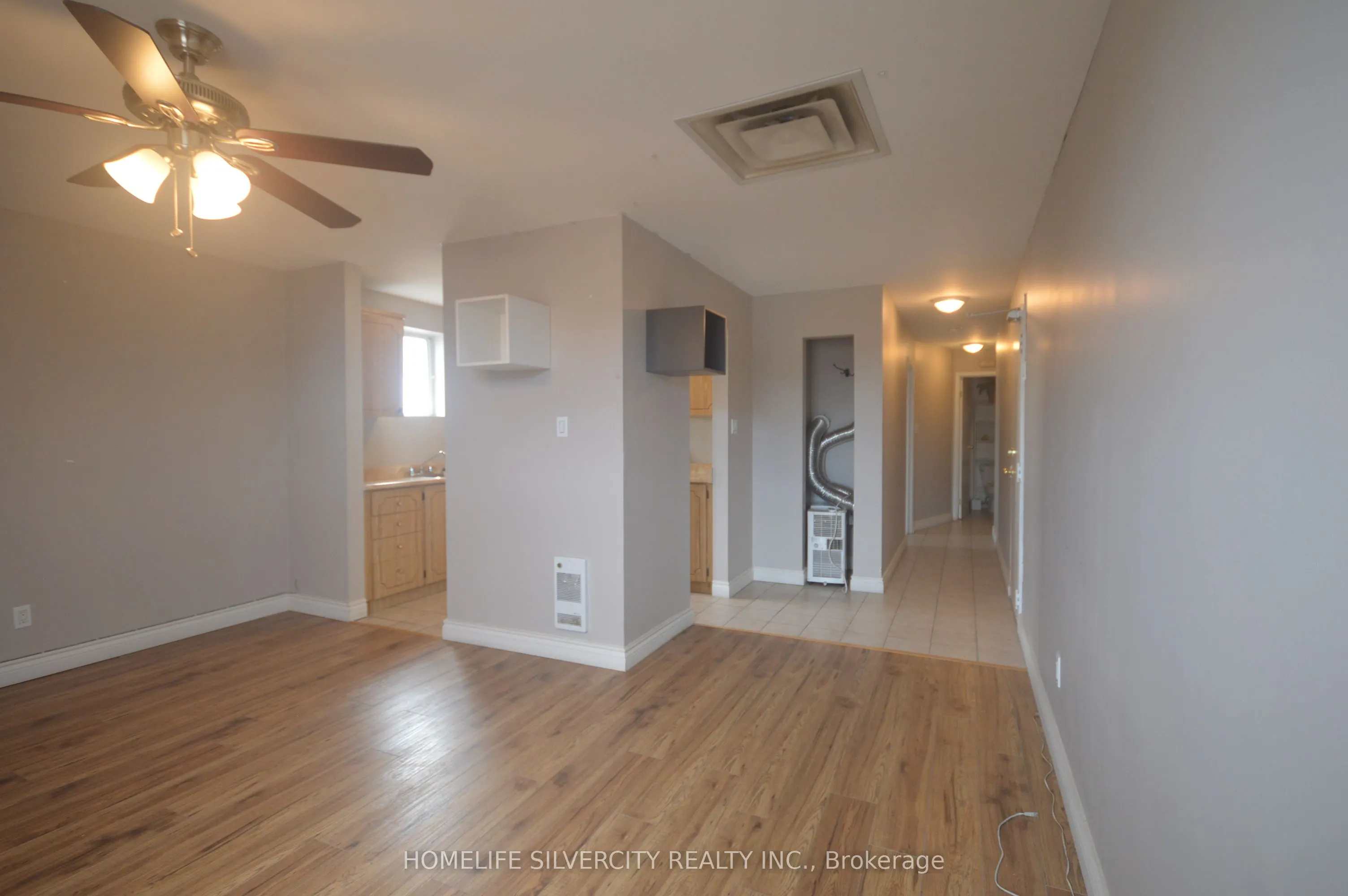 64 Holland Street W, #Upper 1