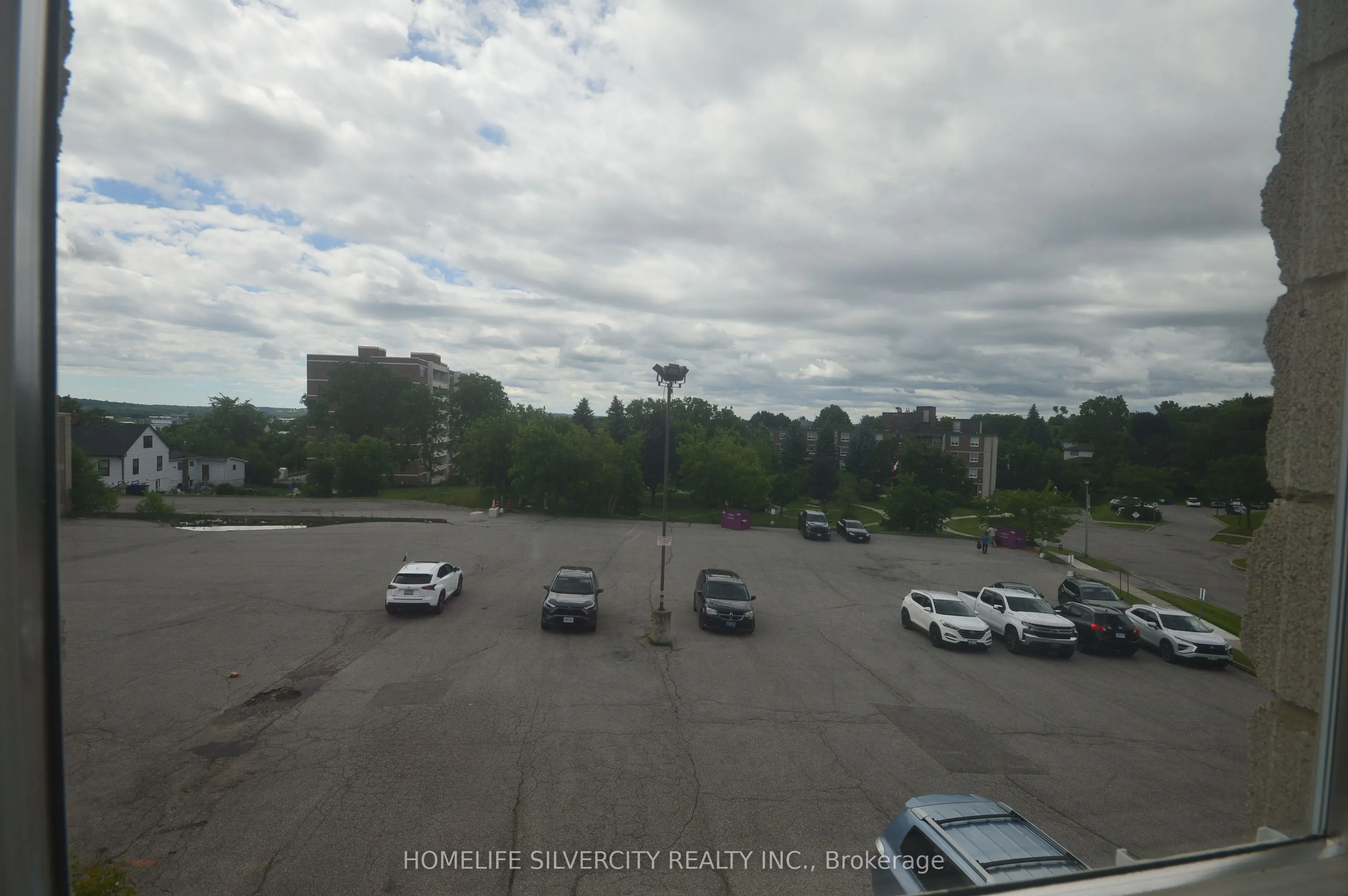 64 Holland Street W, #Upper 1