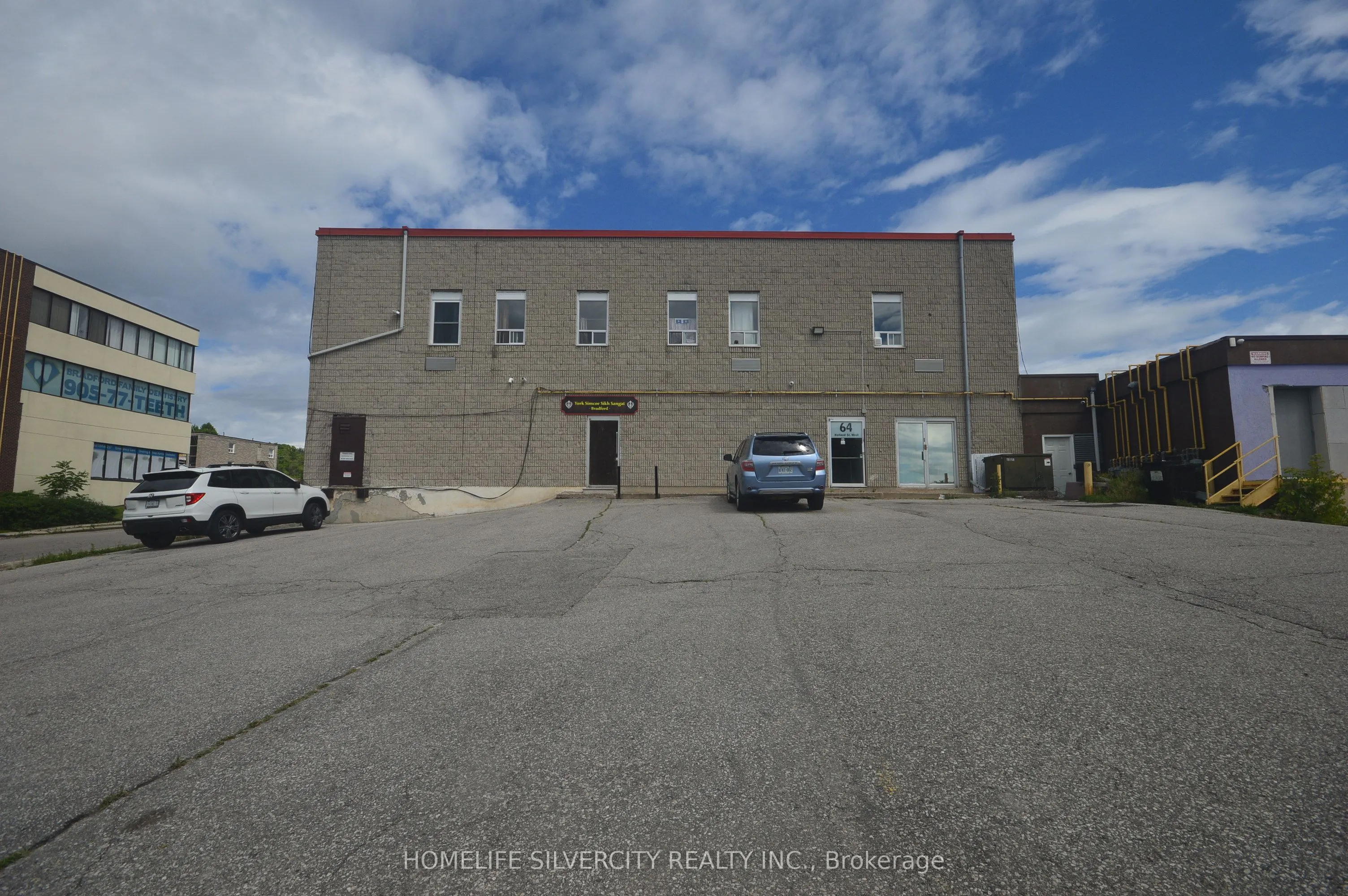 64 Holland Street W, #Upper 1