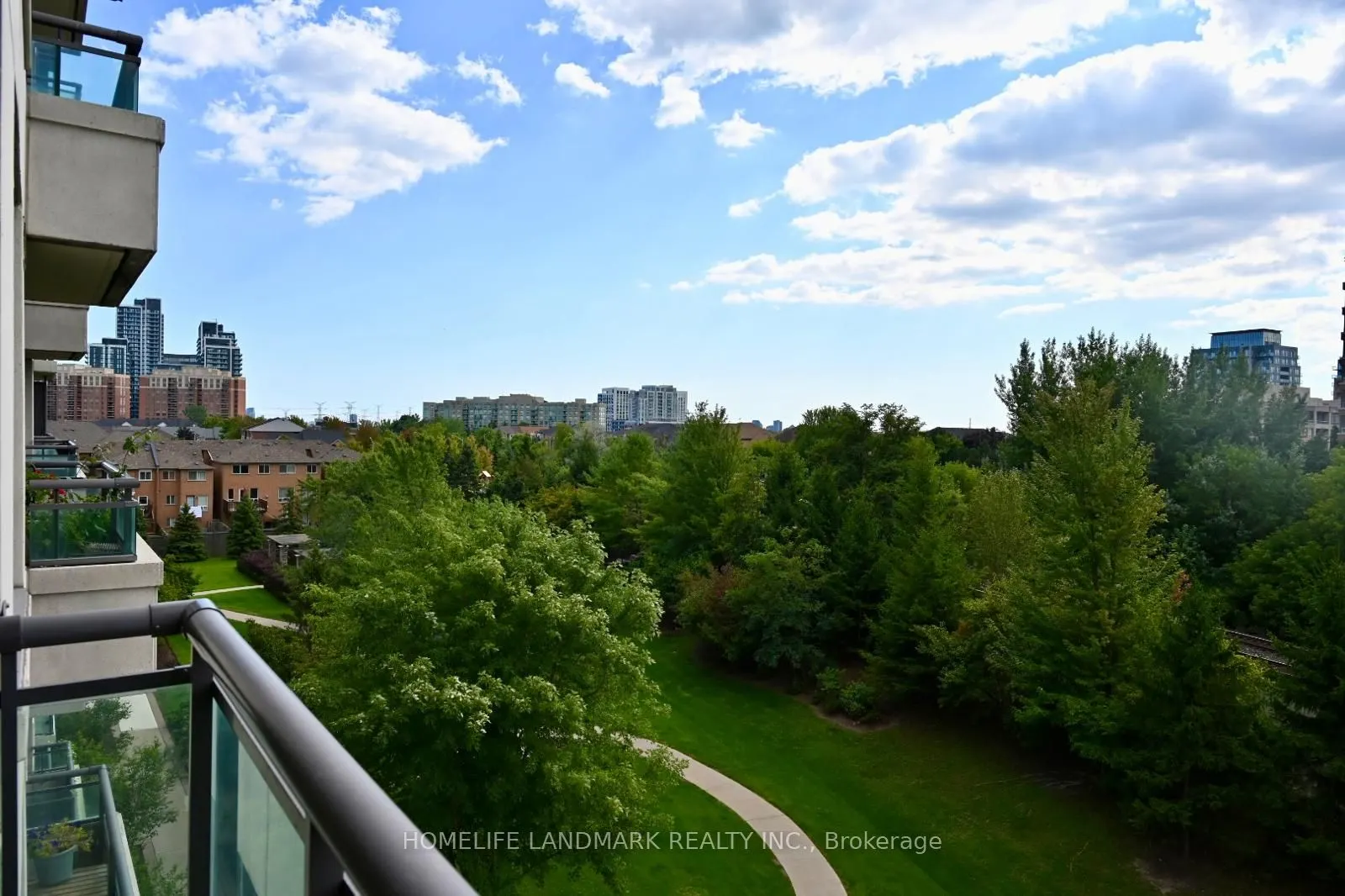 330 Red Maple Road, #502