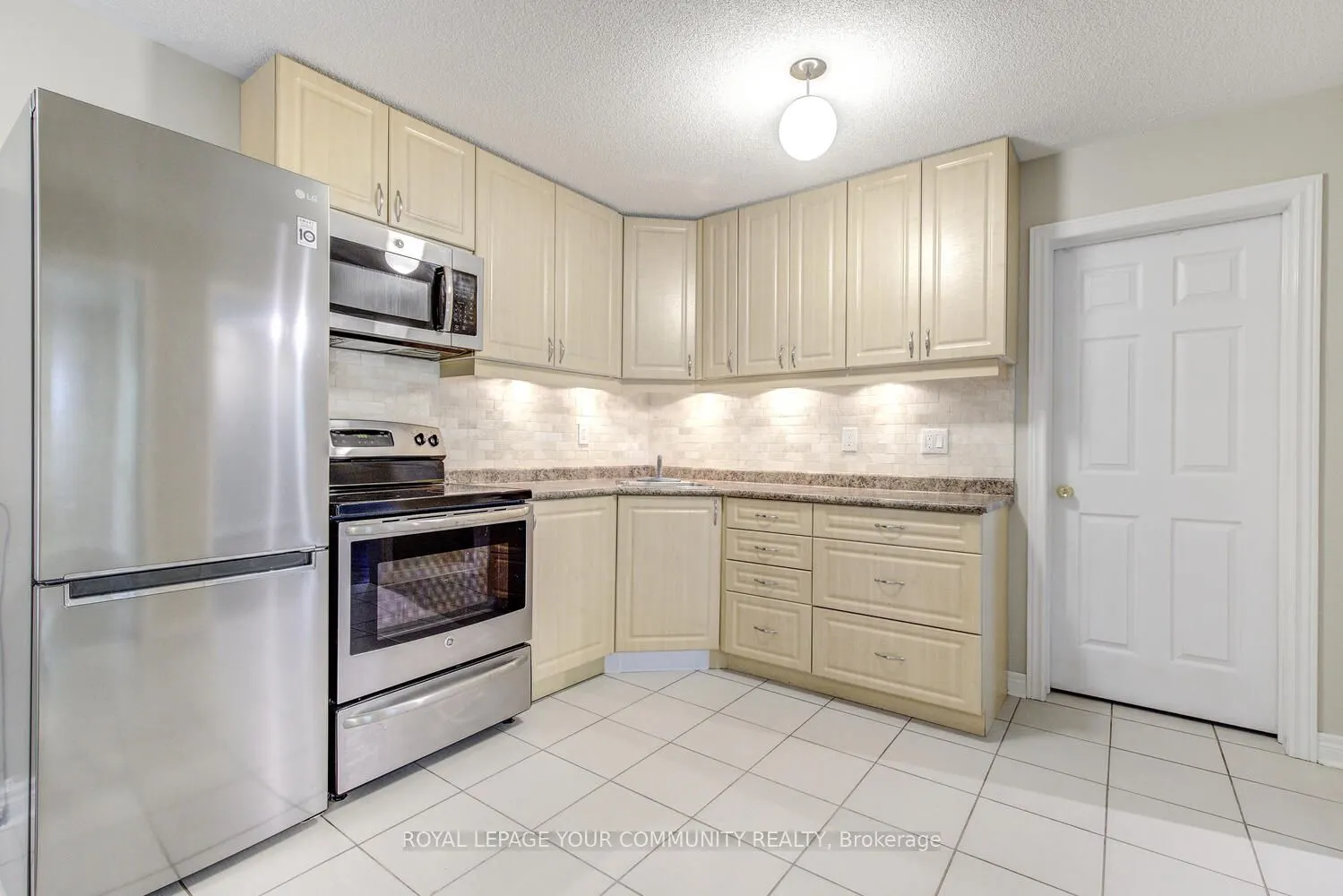 310 Golden Forest Road, #Ground Flr / W/O Basement