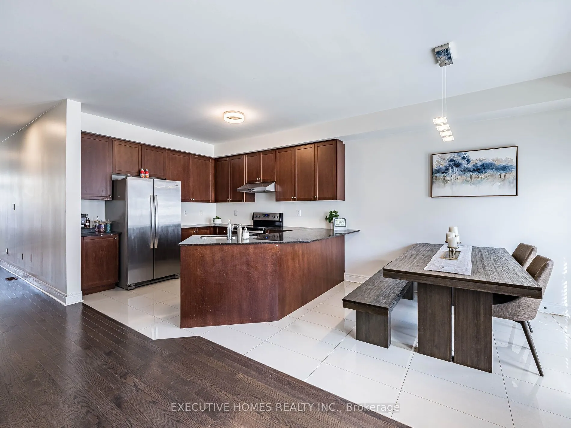 15 Lowther Avenue