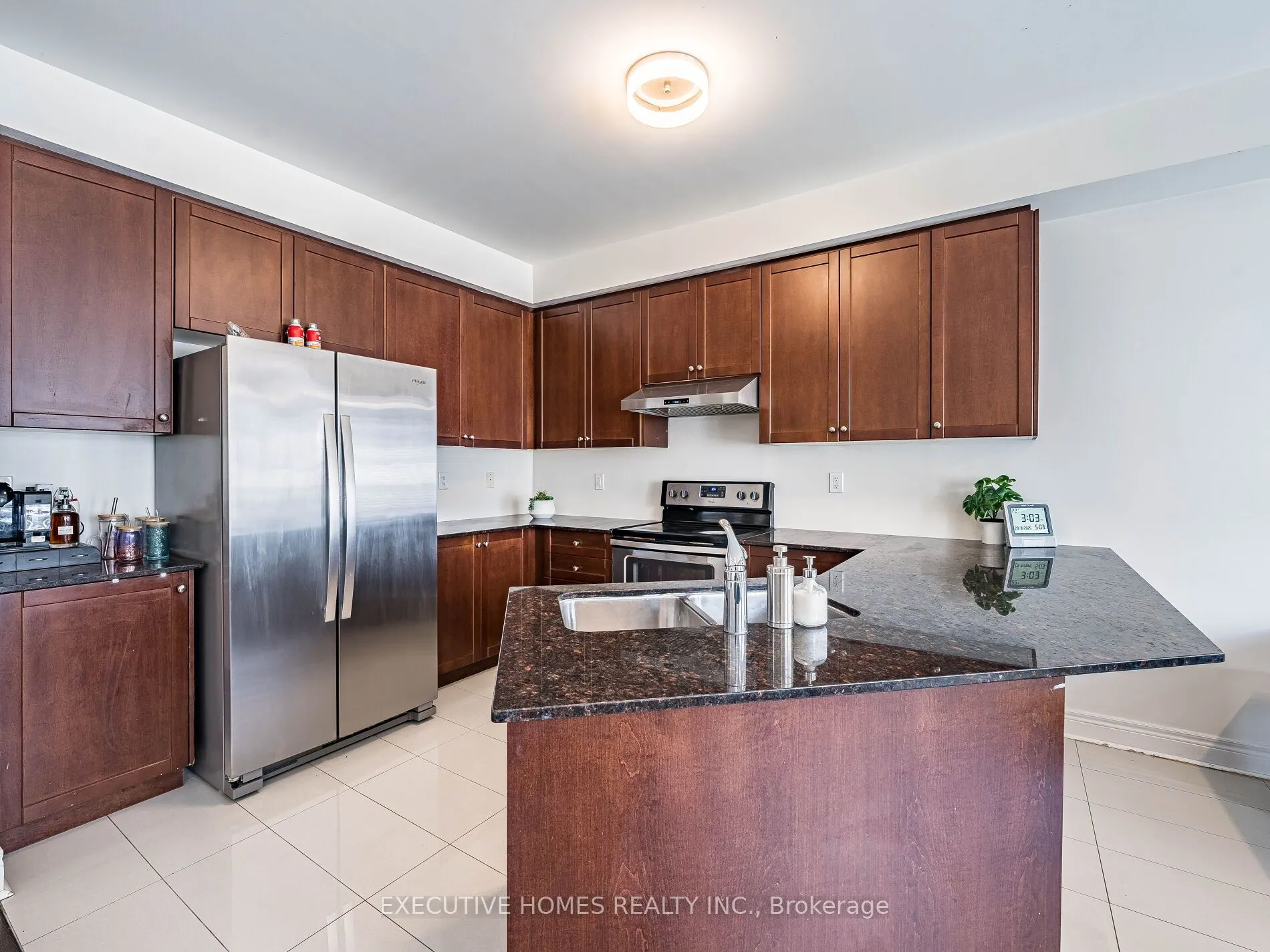 15 Lowther Avenue