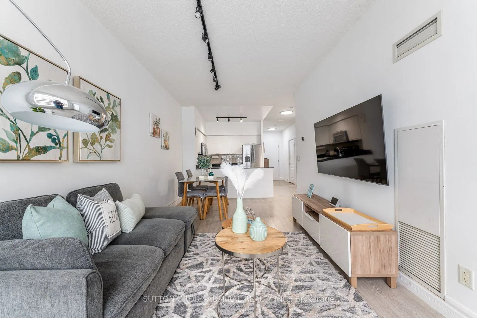48 Suncrest Boulevard, #116