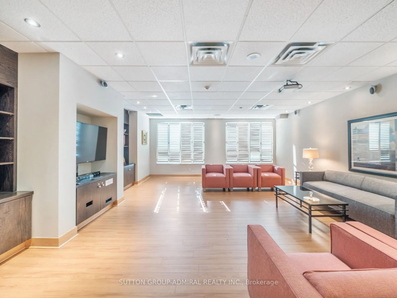 48 Suncrest Boulevard, #116