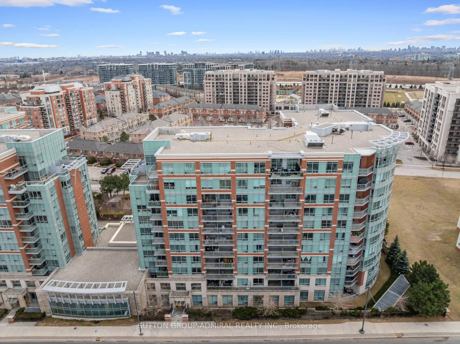 48 Suncrest Boulevard, #116