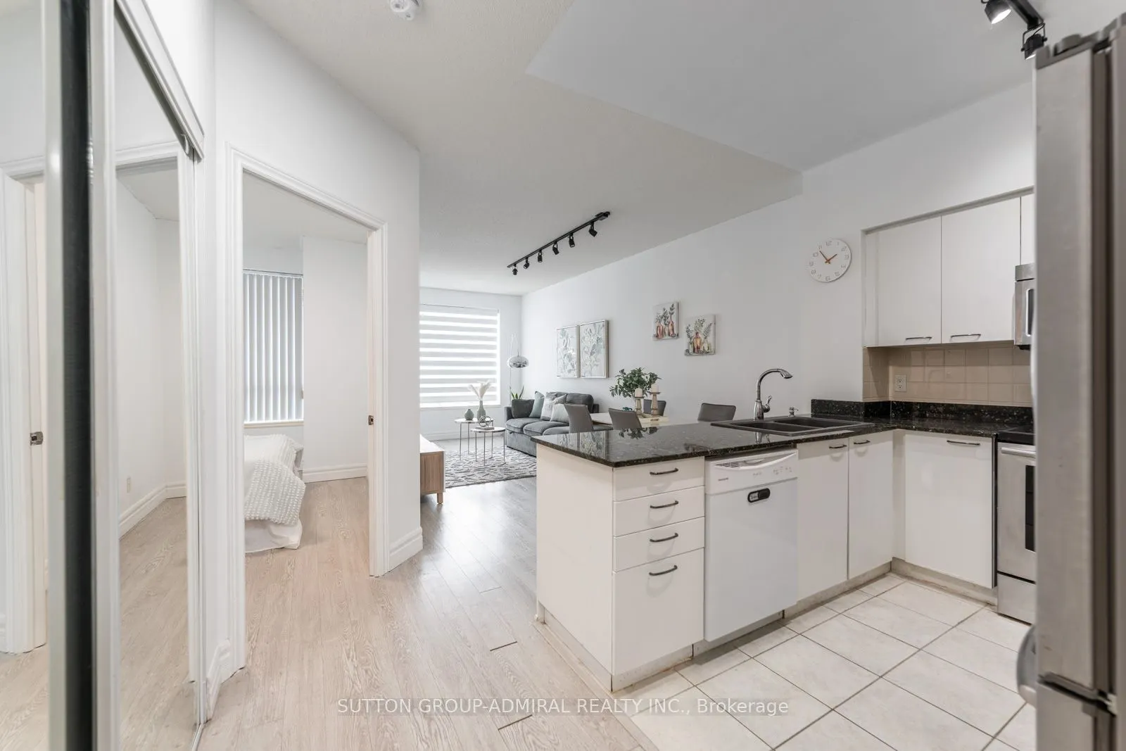 48 Suncrest Boulevard, #116