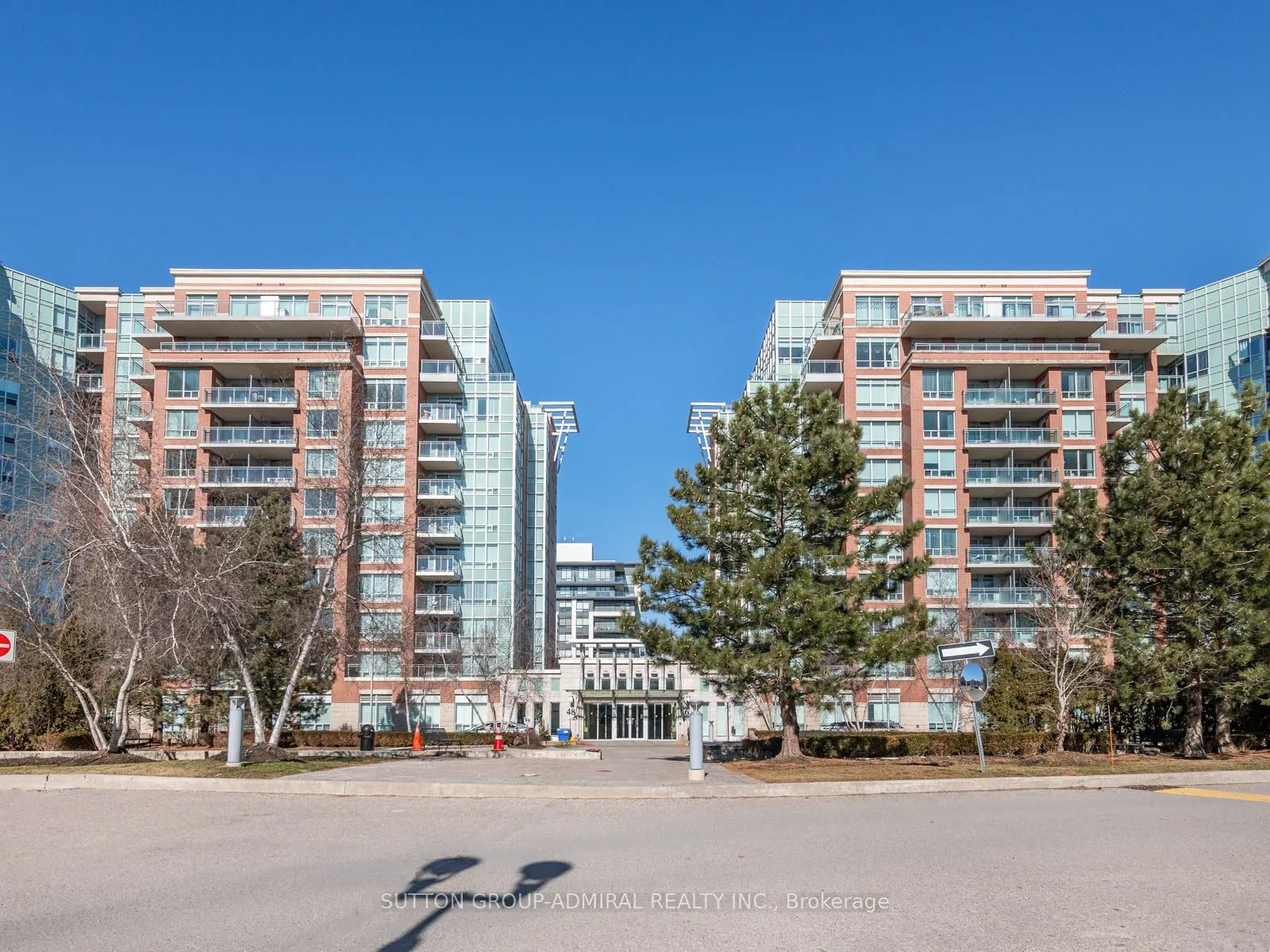 48 Suncrest Boulevard, #116