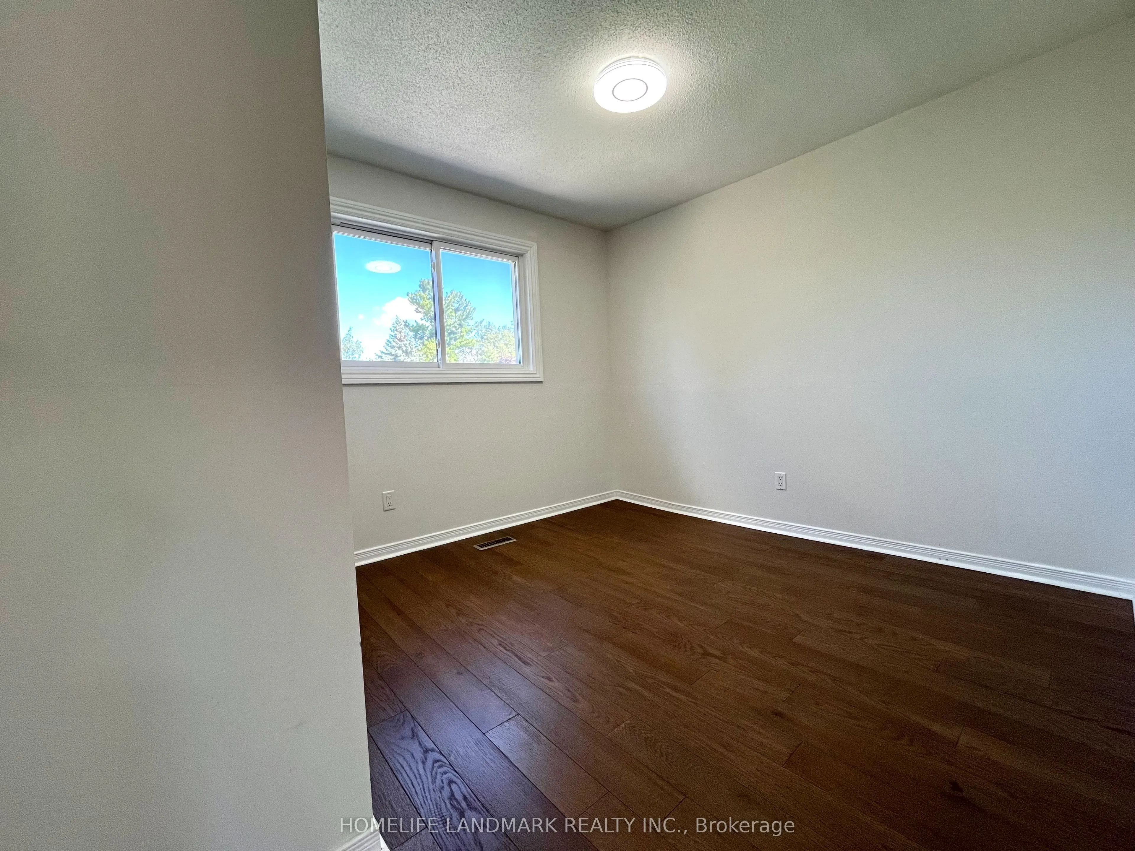 88 Oriole Drive