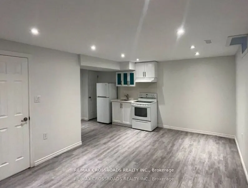 374 Handley Crescent, #Bsmt