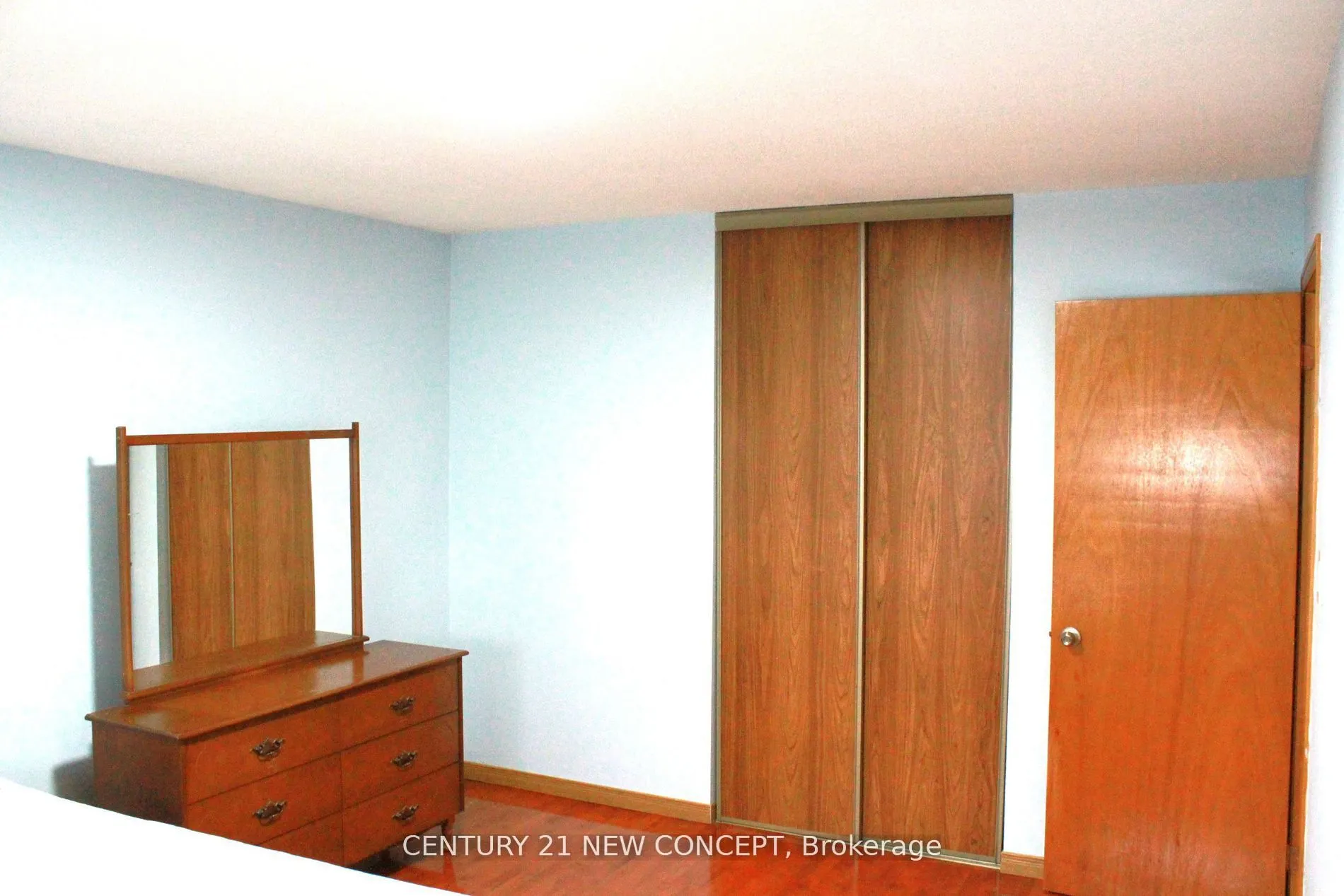 25 Quaker Ridge Road