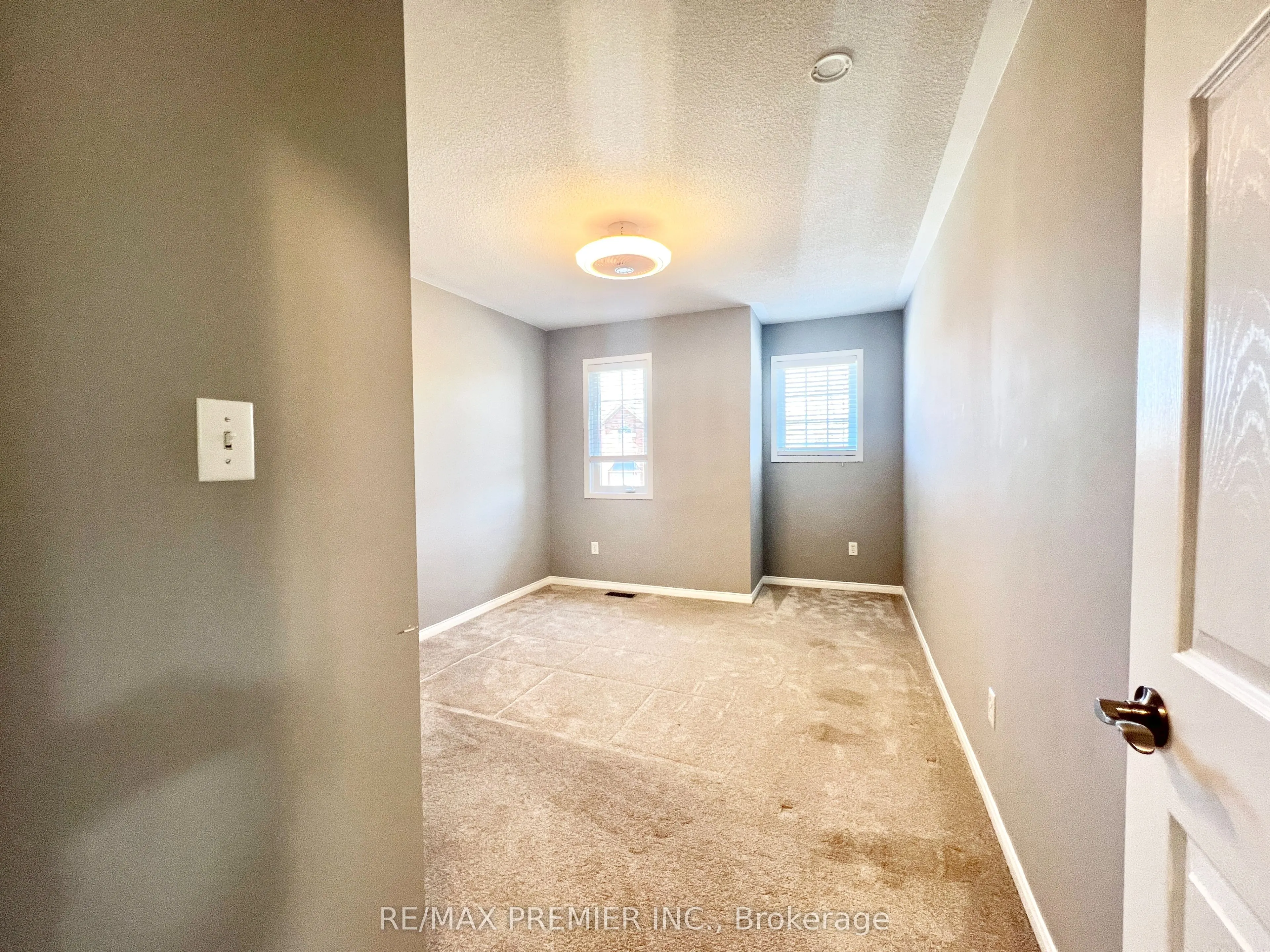 155 Penndutch Circle
