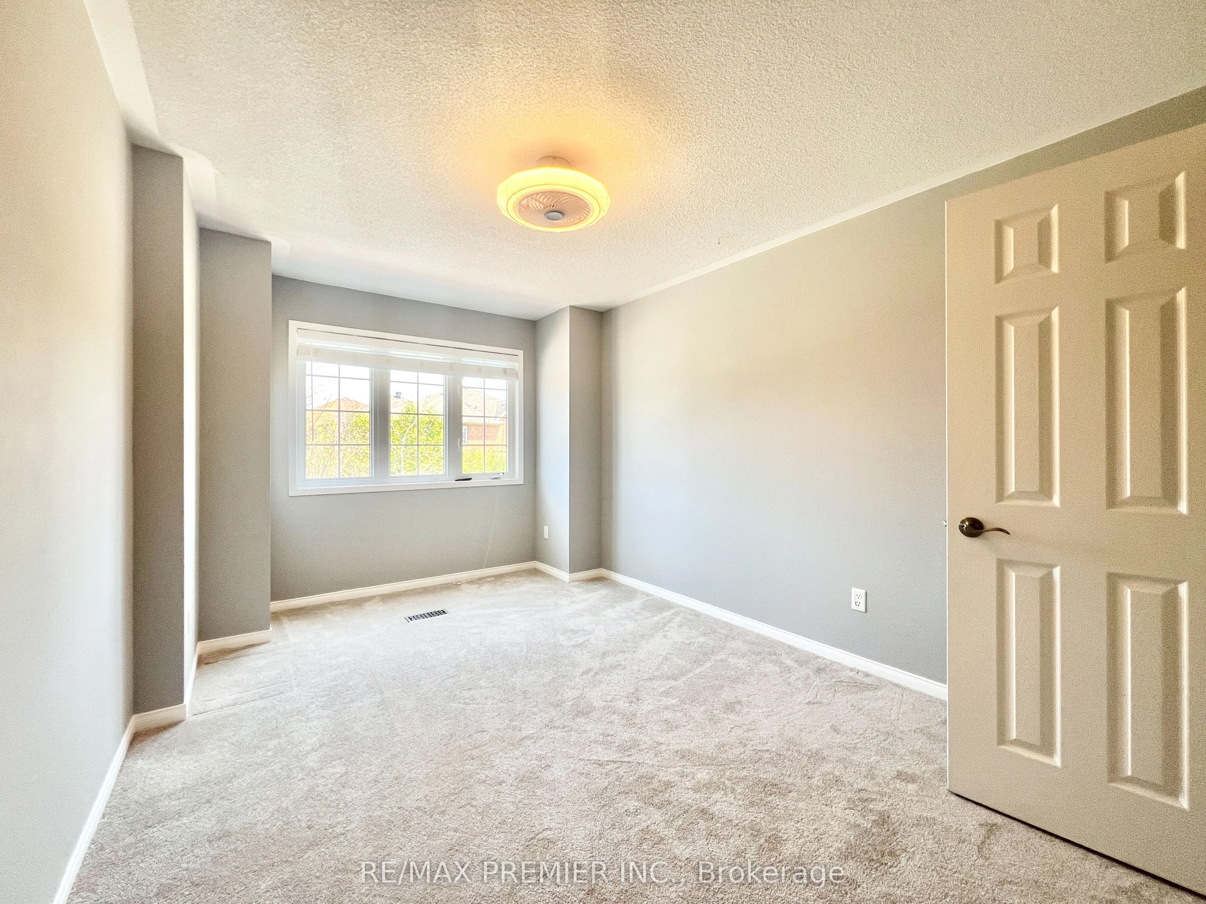 155 Penndutch Circle