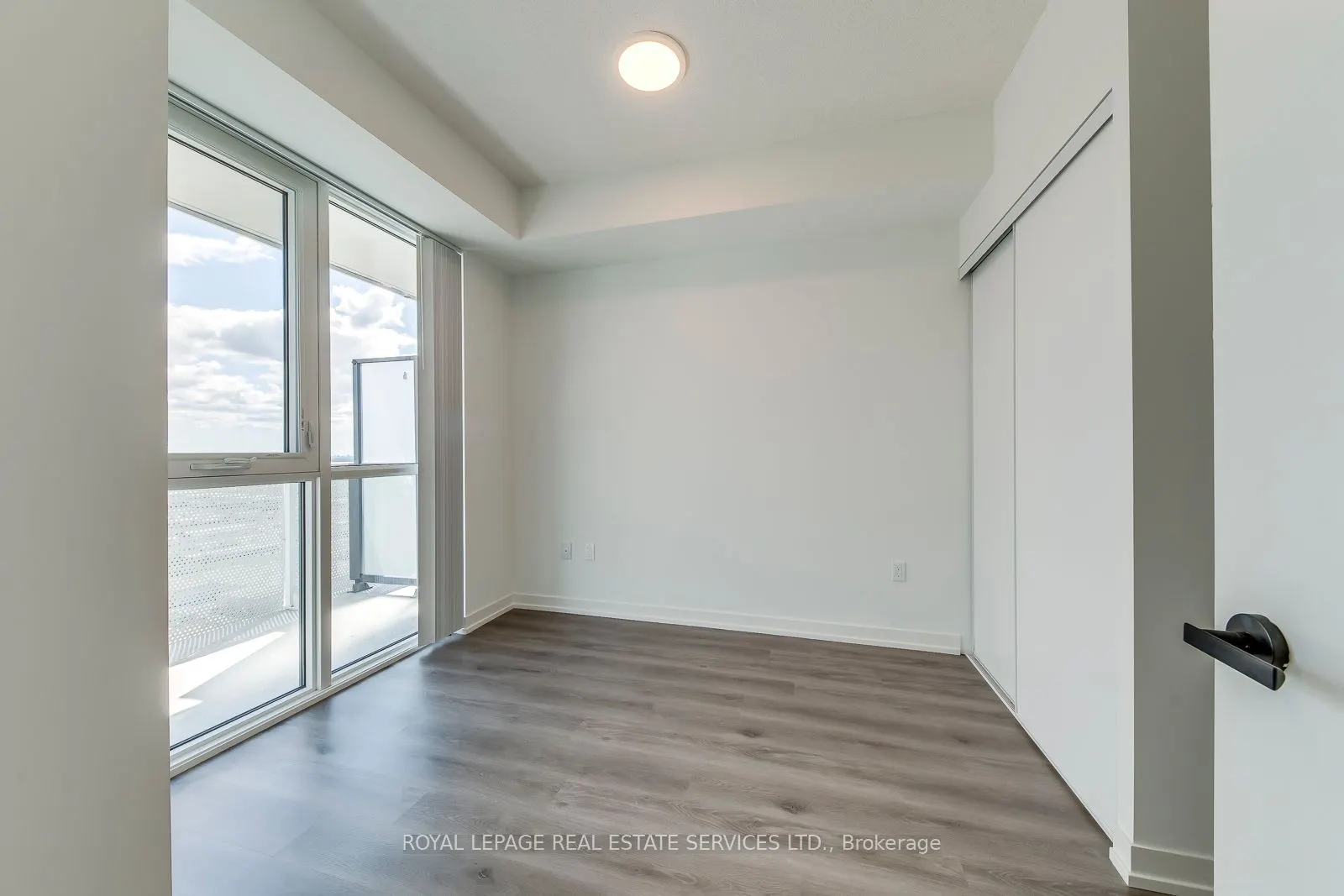 28 Interchange Way, #4106
