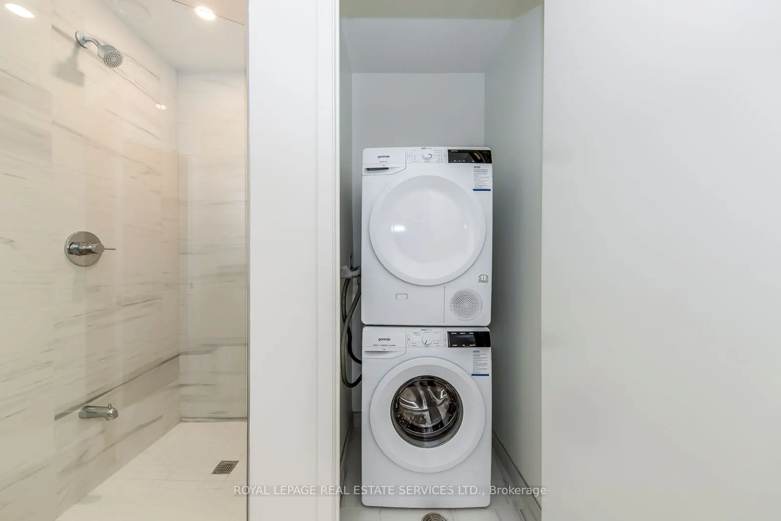 28 Interchange Way, #4106