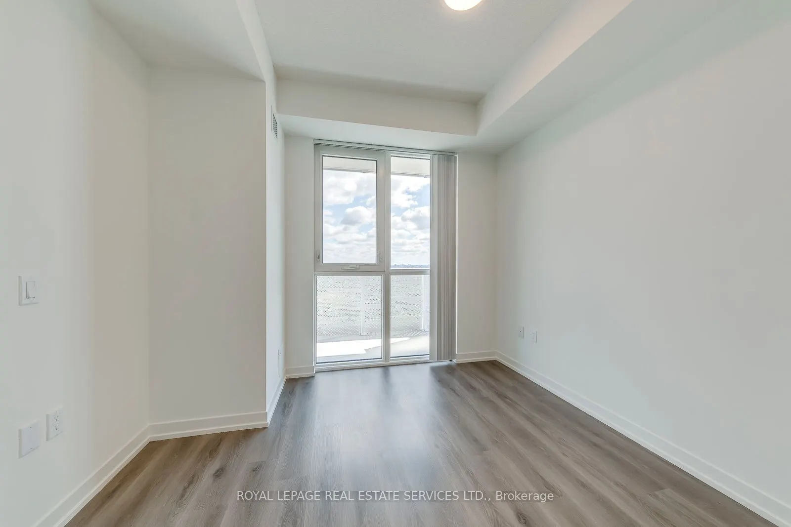 28 Interchange Way, #4106