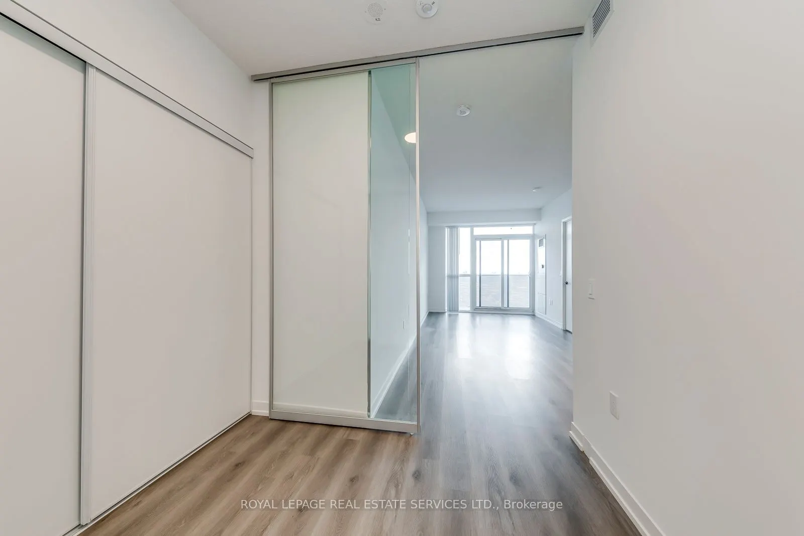 28 Interchange Way, #4106