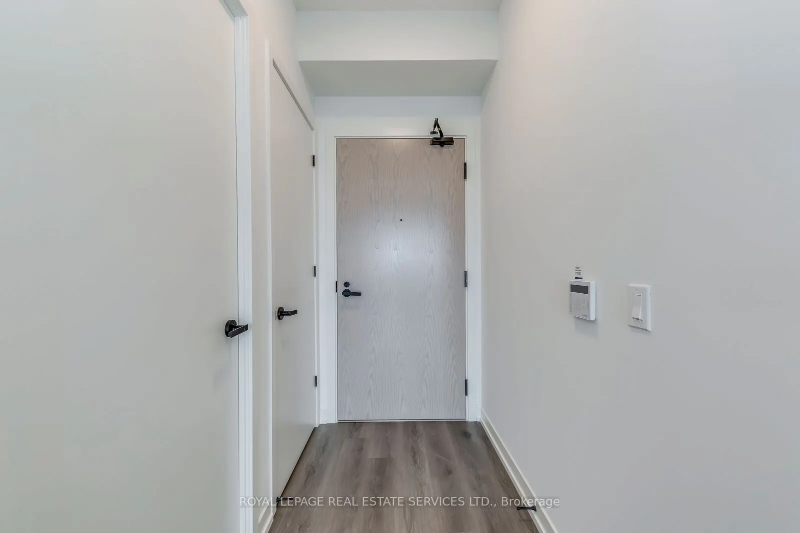 28 Interchange Way, #4106