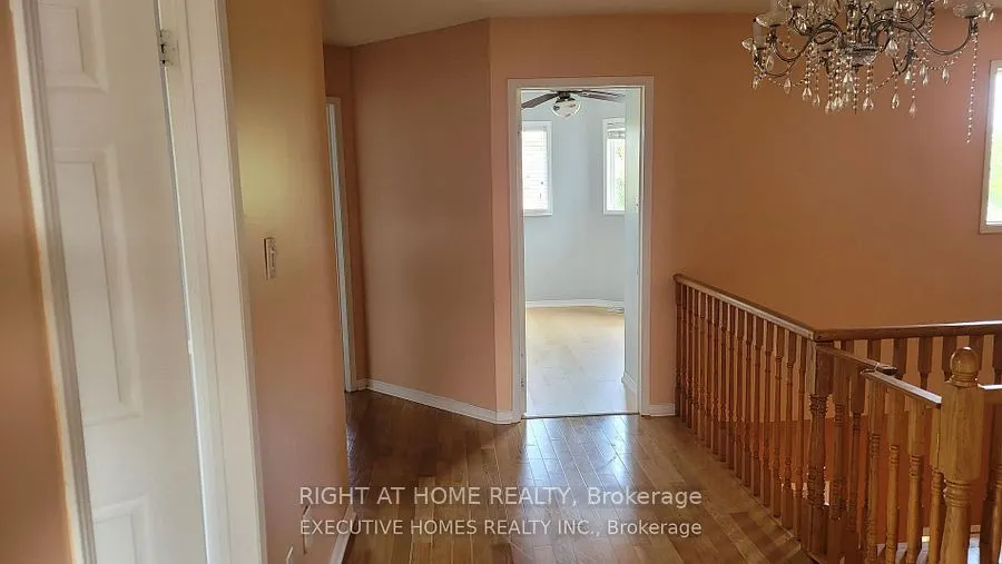 212 Hoover Park Drive, #Main and 2nd floor floor