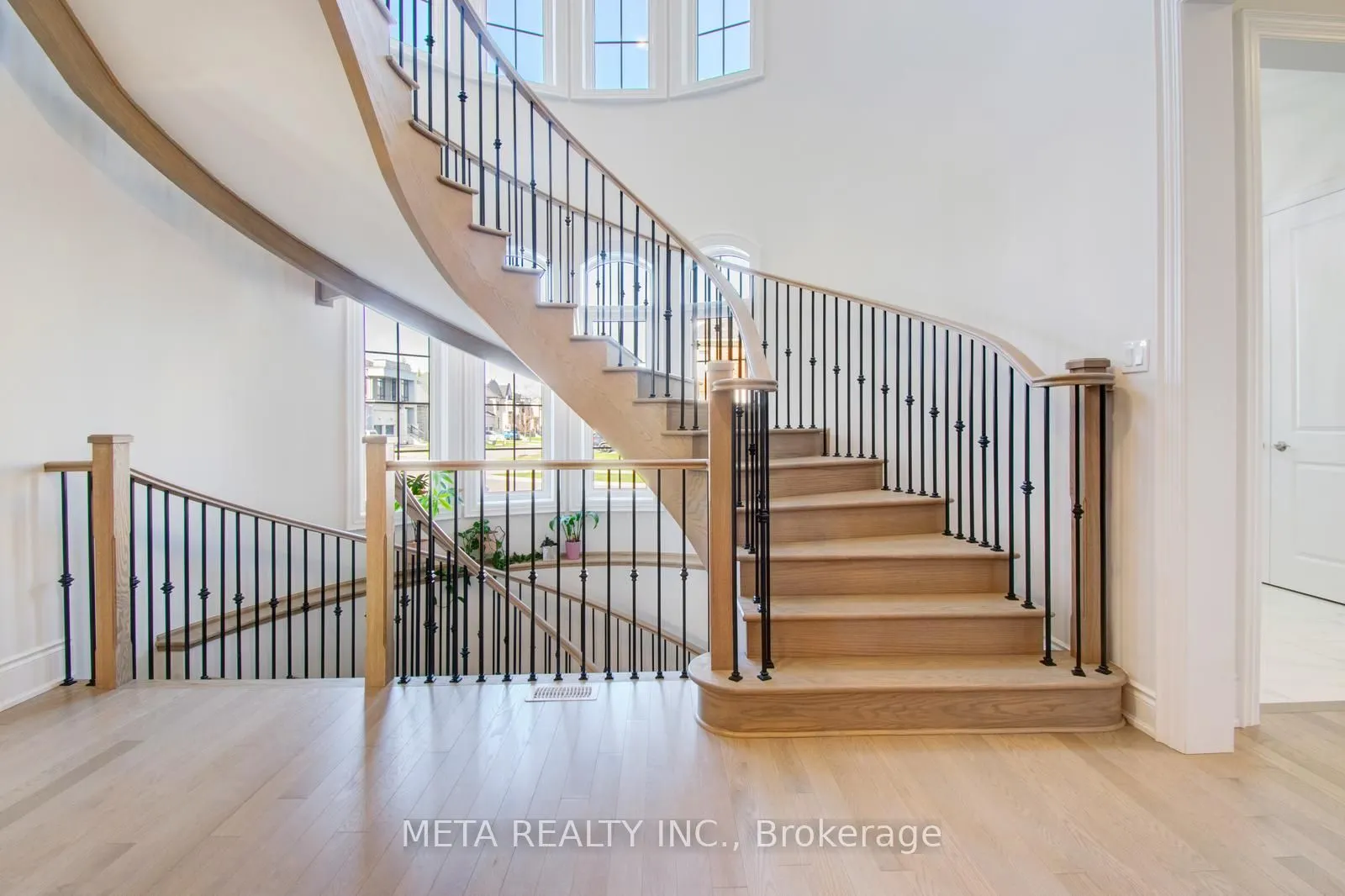 90 Broad Way
