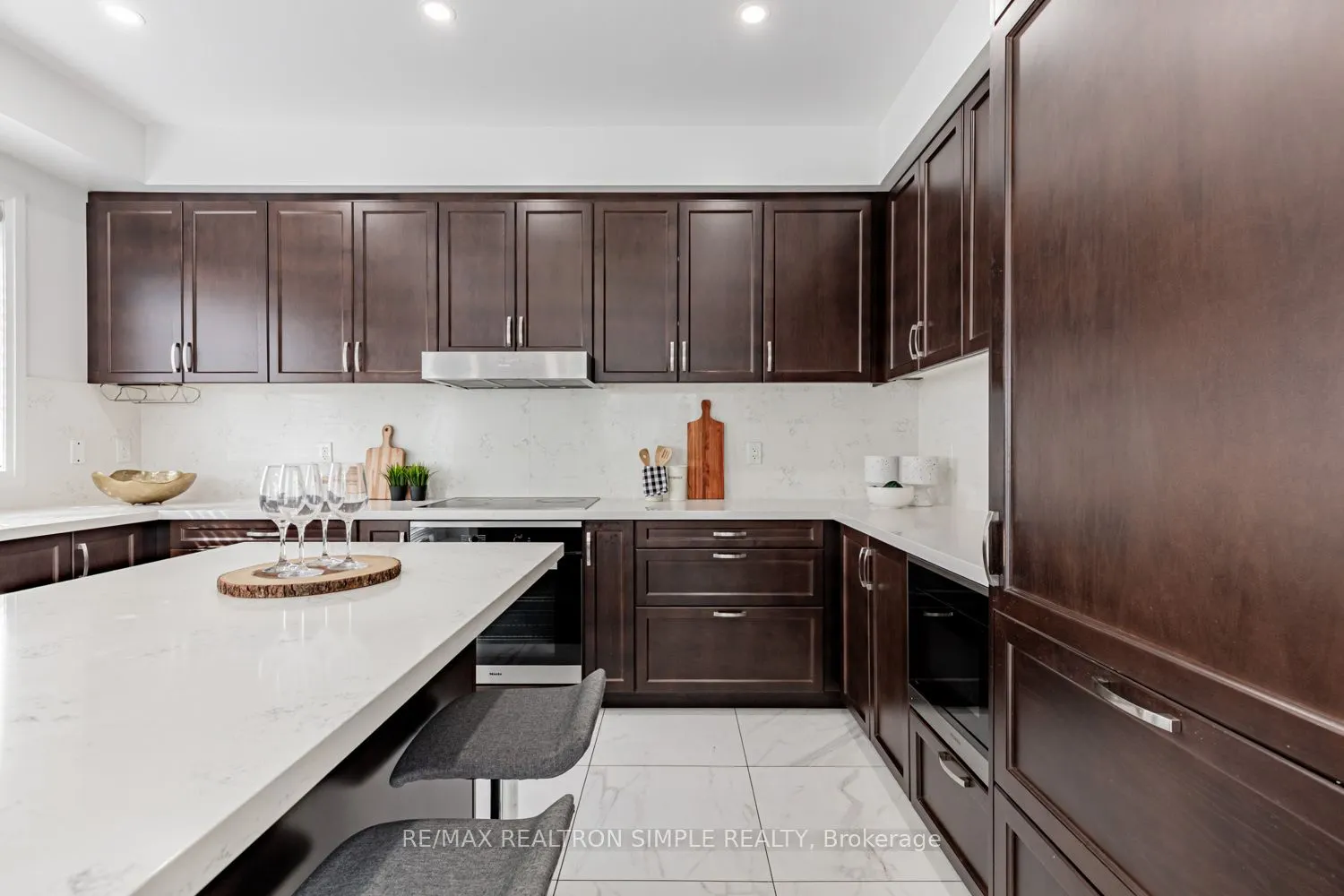 16 American Elm Way, #45