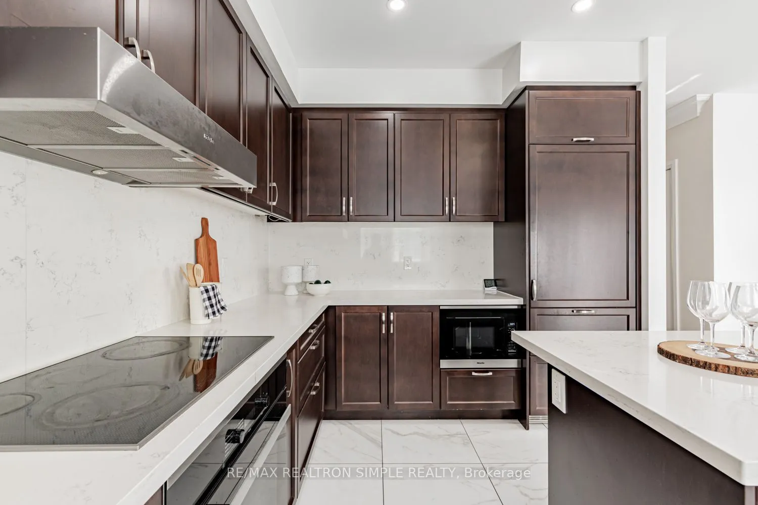 16 American Elm Way, #45