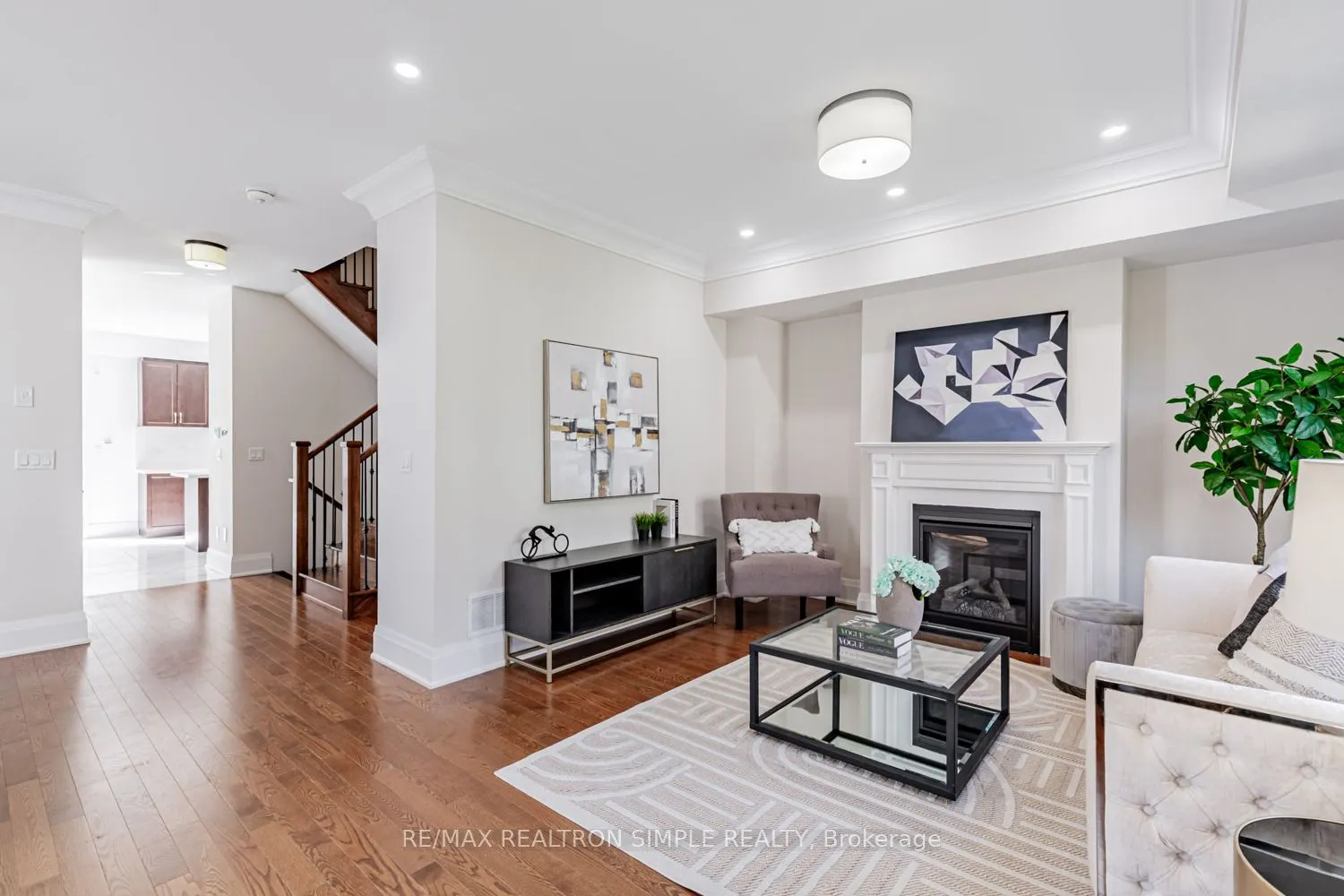16 American Elm Way, #45
