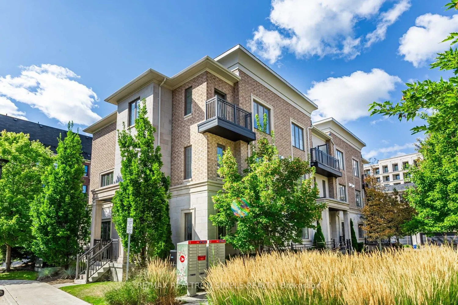 16 American Elm Way, #45