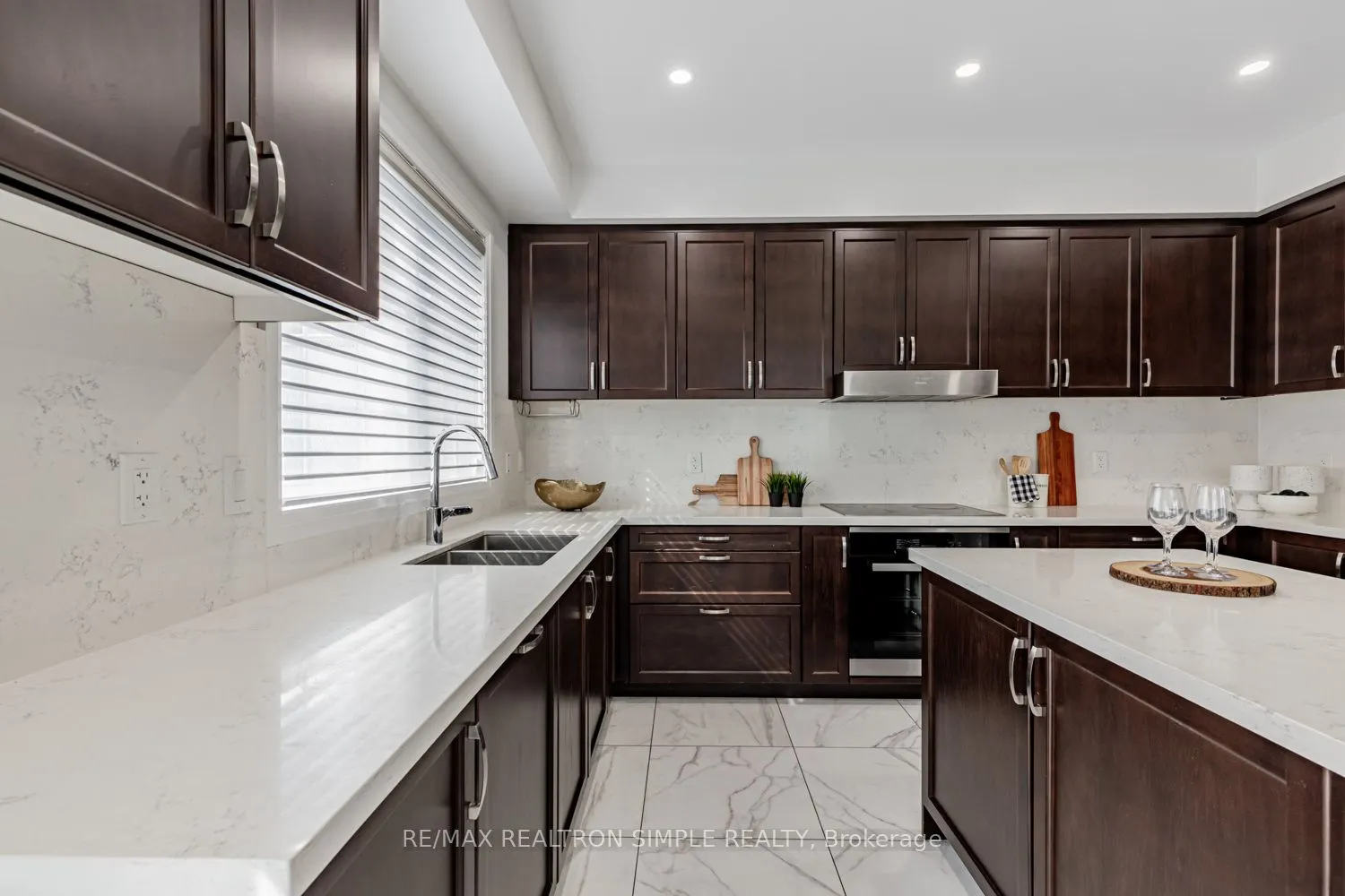16 American Elm Way, #45