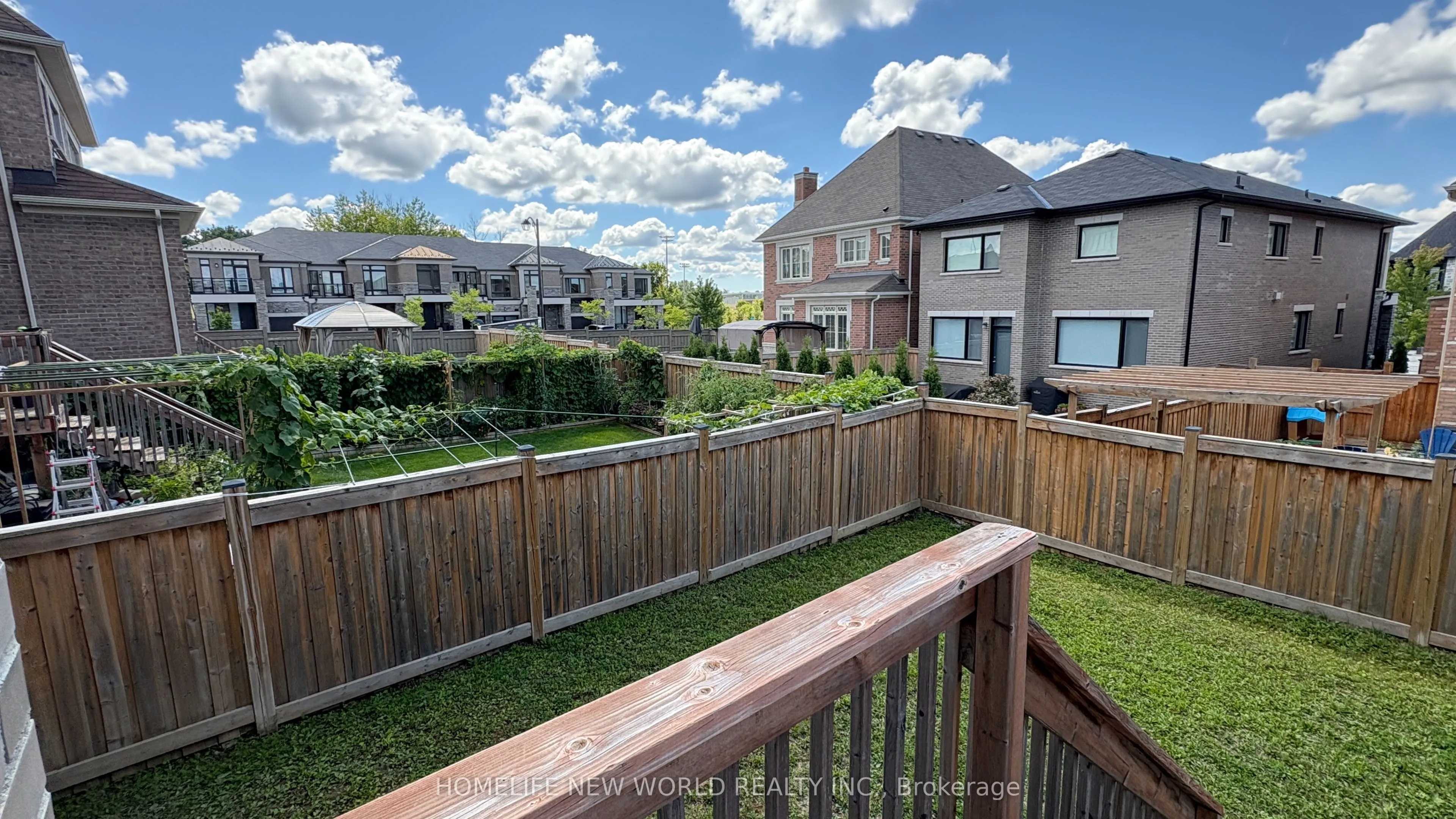 10 Starkweather Street