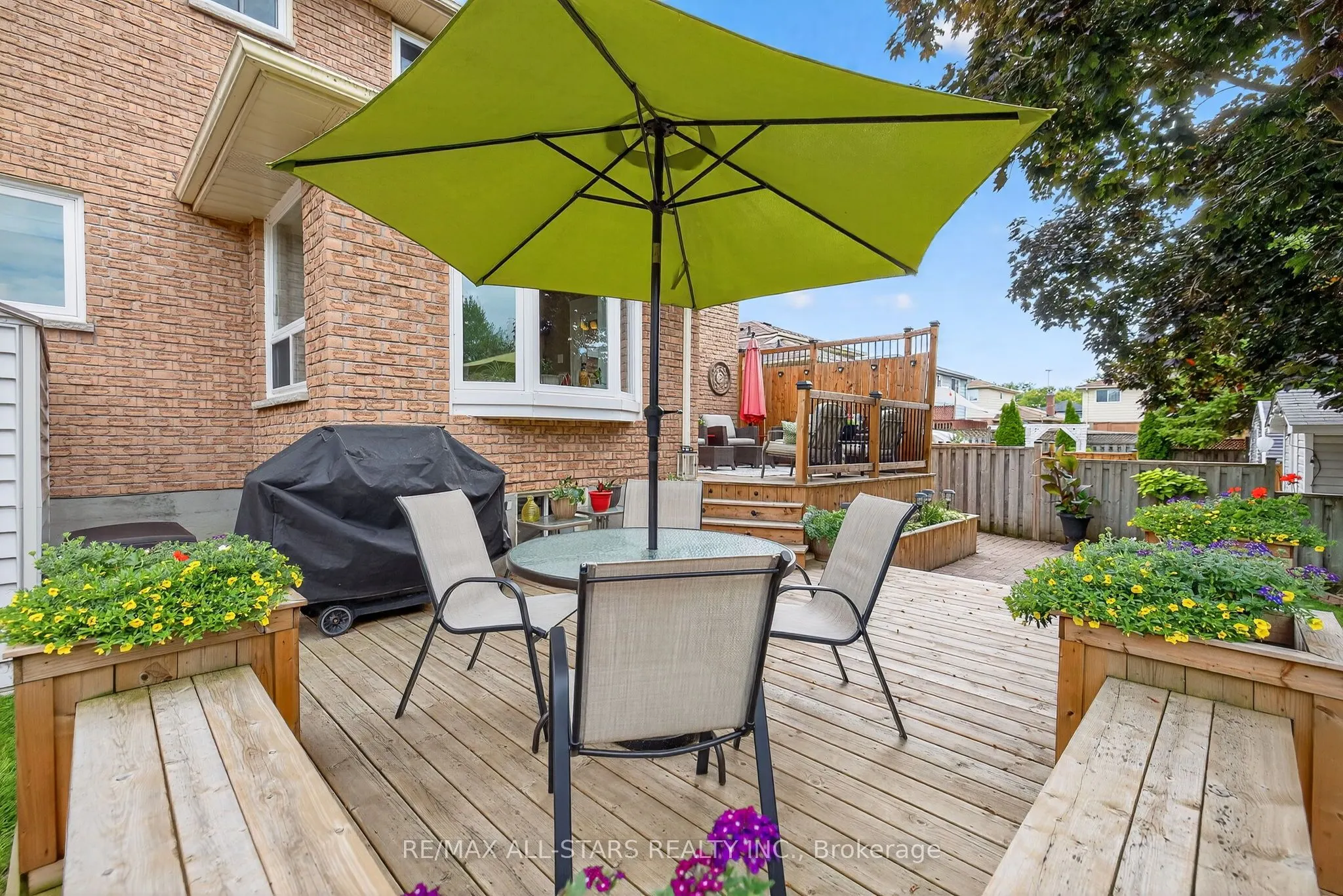 10 Castille Crescent